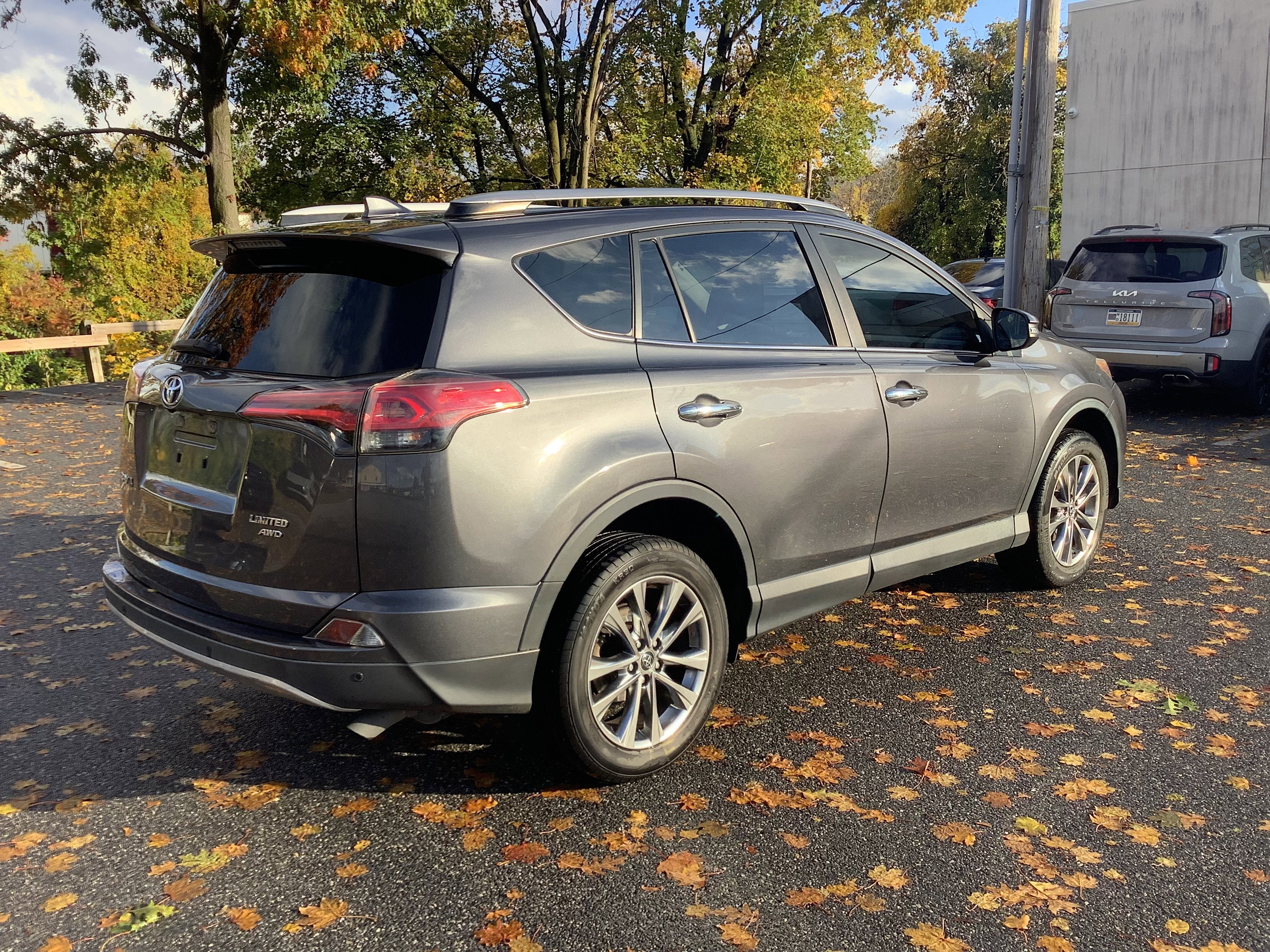2017 Toyota RAV4 Limited