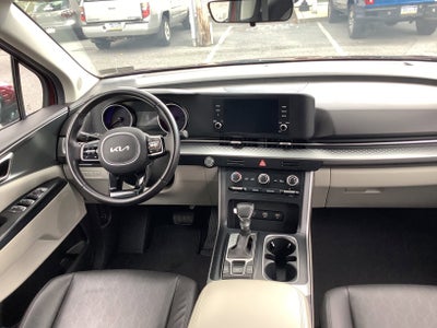 2023 Kia Carnival LX