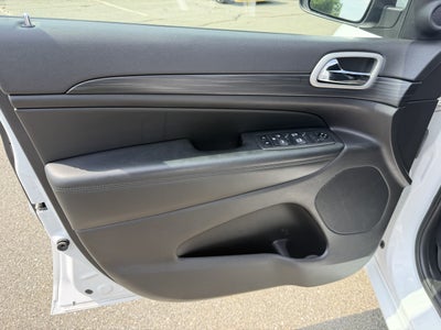 2021 Jeep Grand Cherokee Laredo X 4x4