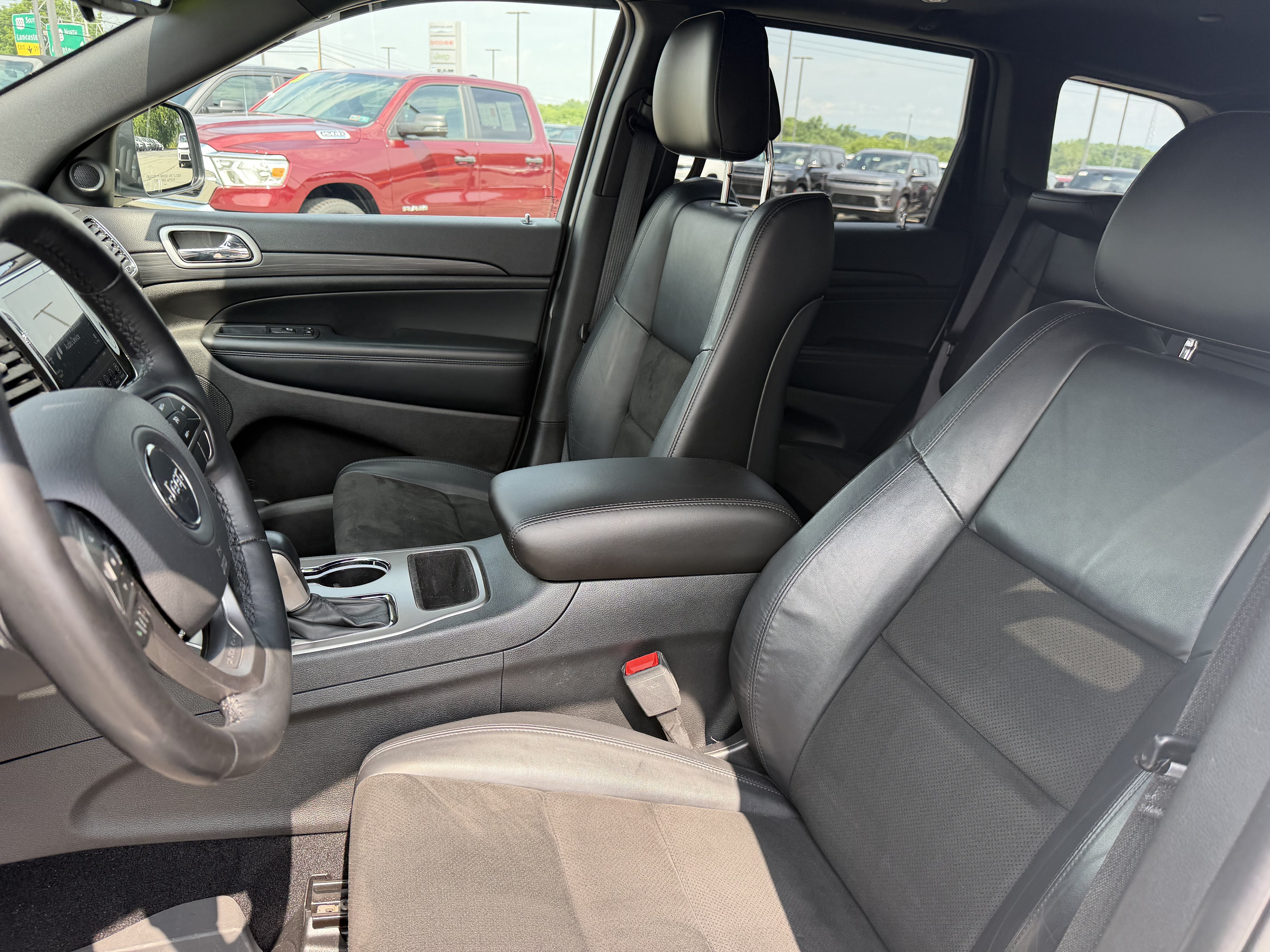 2021 Jeep Grand Cherokee Laredo X 4x4