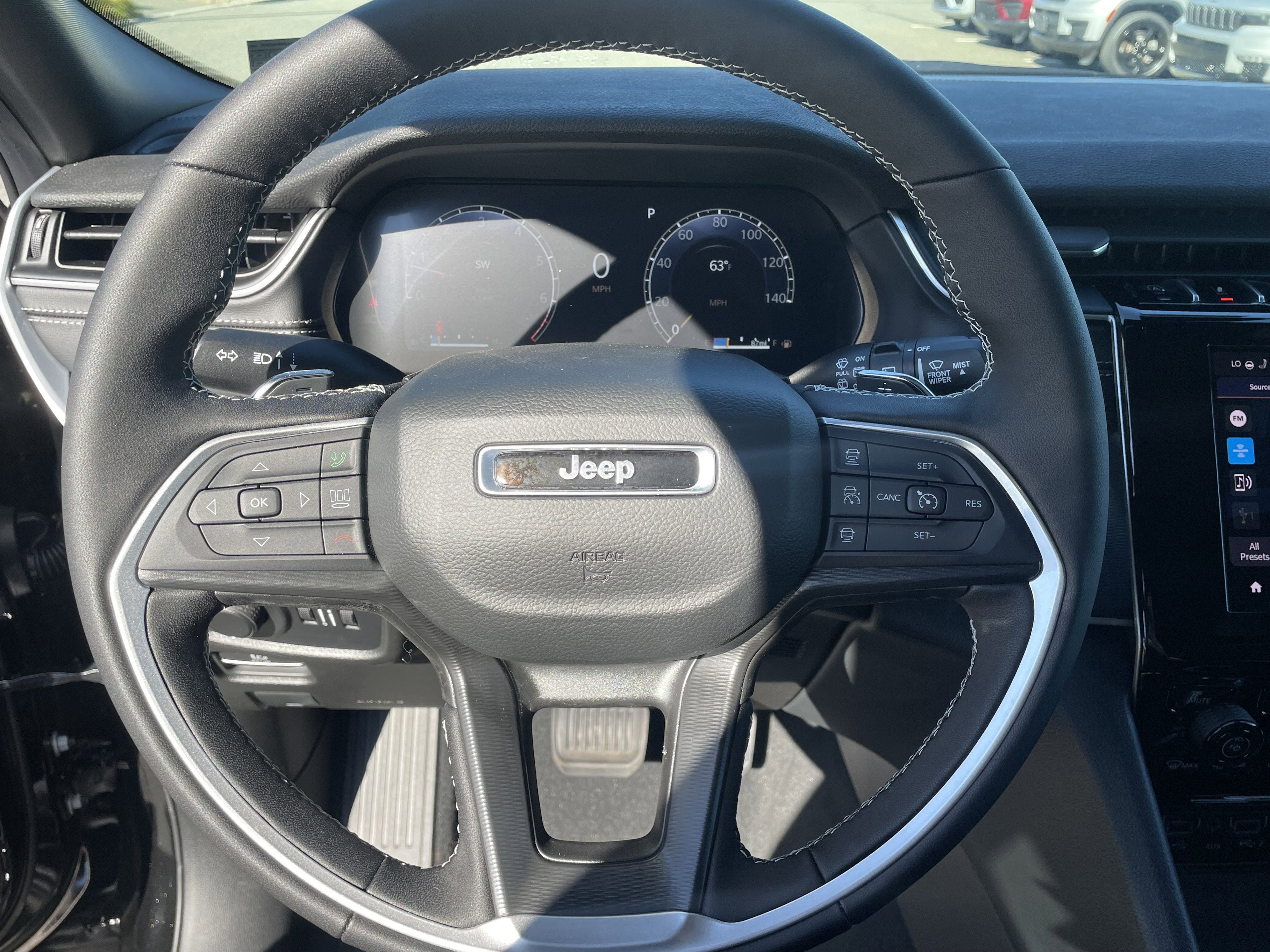 2025 Jeep Grand Cherokee GRAND CHEROKEE ALTITUDE X 4X4