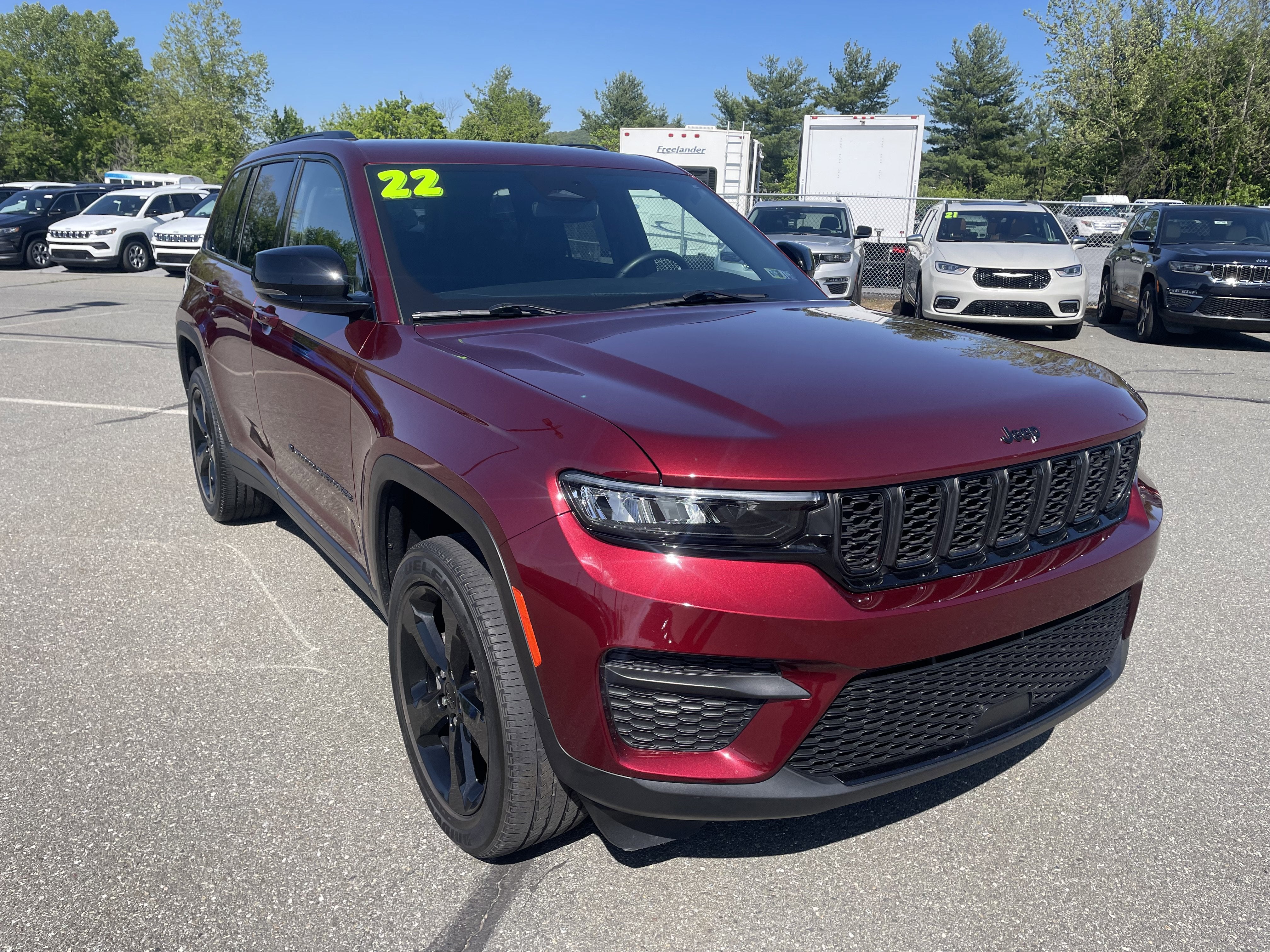 2022 Jeep Grand Cherokee Altitude 4x4