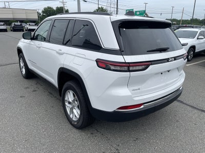 2025 Jeep Grand Cherokee GRAND CHEROKEE LAREDO X 4X4