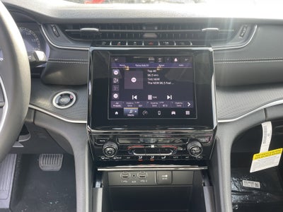 2025 Jeep Grand Cherokee GRAND CHEROKEE LAREDO X 4X4