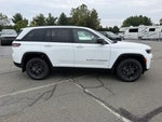 2027 Jeep Grand Cherokee GRAND CHEROKEE LAREDO ALTITUDE 4X4