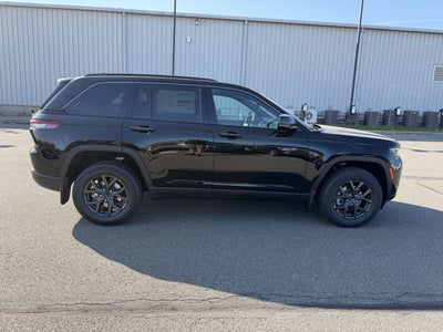 2027 Jeep Grand Cherokee GRAND CHEROKEE LAREDO ALTITUDE 4X4