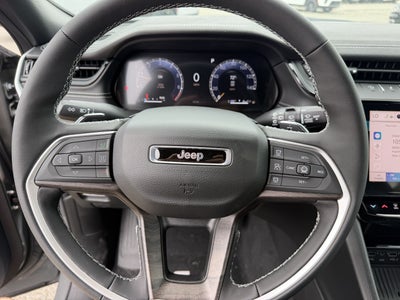 2027 Jeep Grand Cherokee GRAND CHEROKEE LAREDO ALTITUDE 4X4