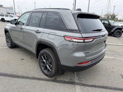 2027 Jeep Grand Cherokee GRAND CHEROKEE LAREDO ALTITUDE 4X4