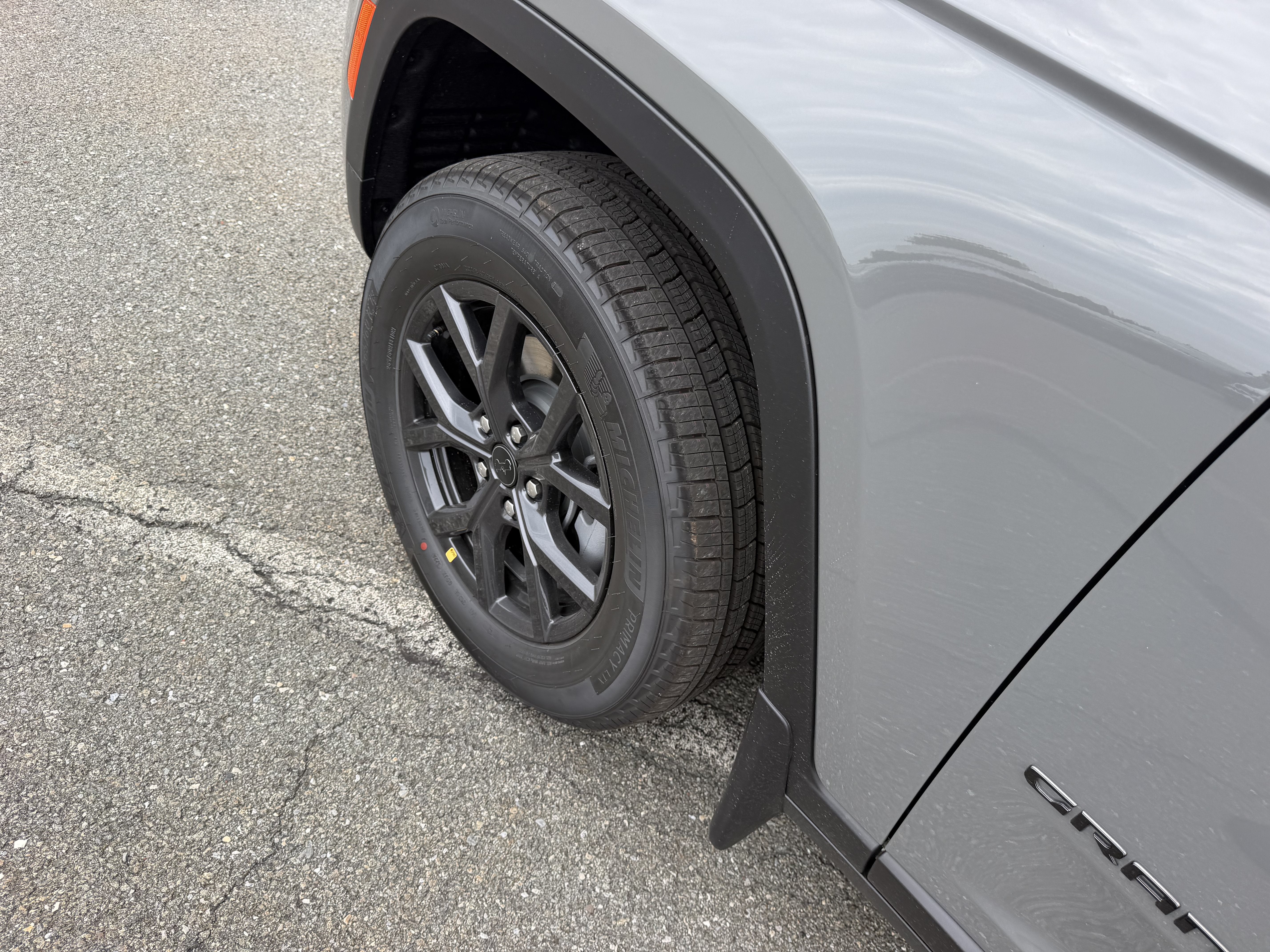 2027 Jeep Grand Cherokee GRAND CHEROKEE LAREDO ALTITUDE 4X4