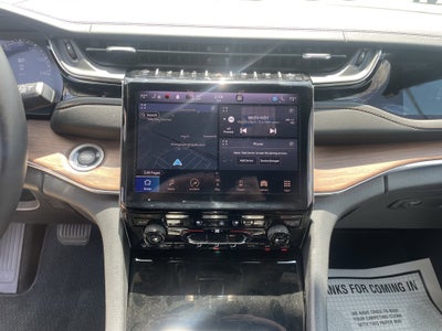 2023 Jeep Grand Cherokee Summit 4x4