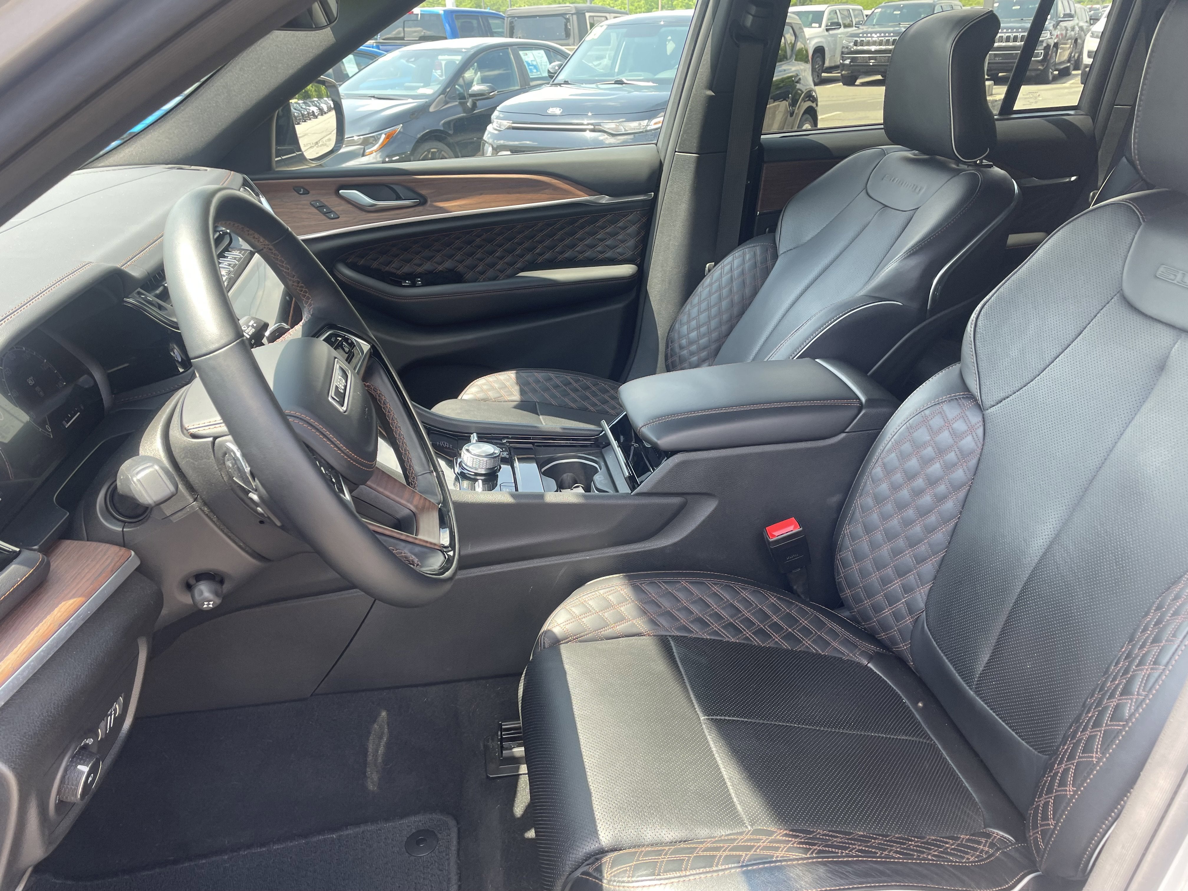 2023 Jeep Grand Cherokee Summit 4x4