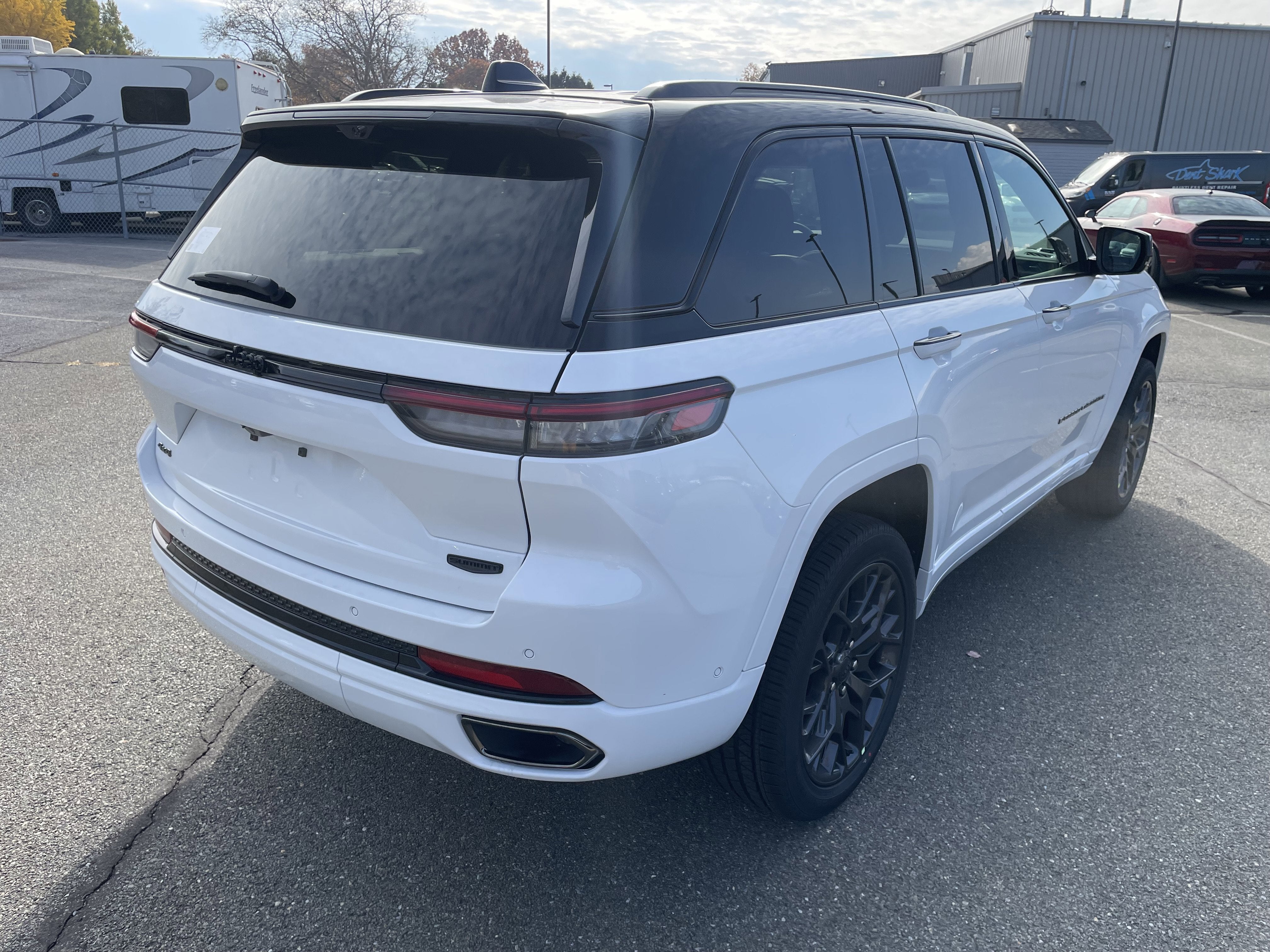 2025 Jeep Grand Cherokee GRAND CHEROKEE SUMMIT RESERVE 4X4