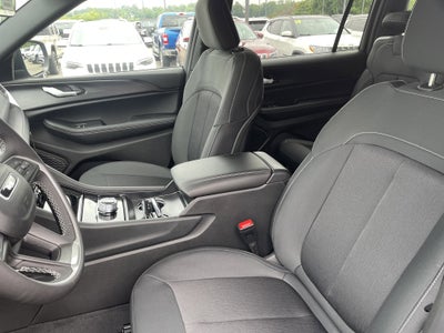 2025 Jeep Grand Cherokee GRAND CHEROKEE L LAREDO X 4X4