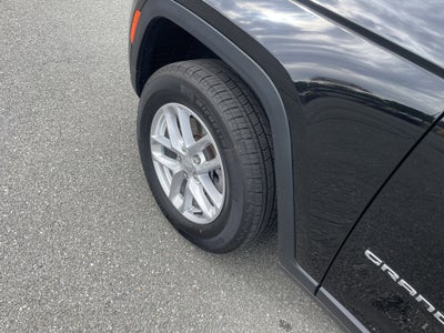 2024 Jeep Grand Cherokee L Laredo 4x4