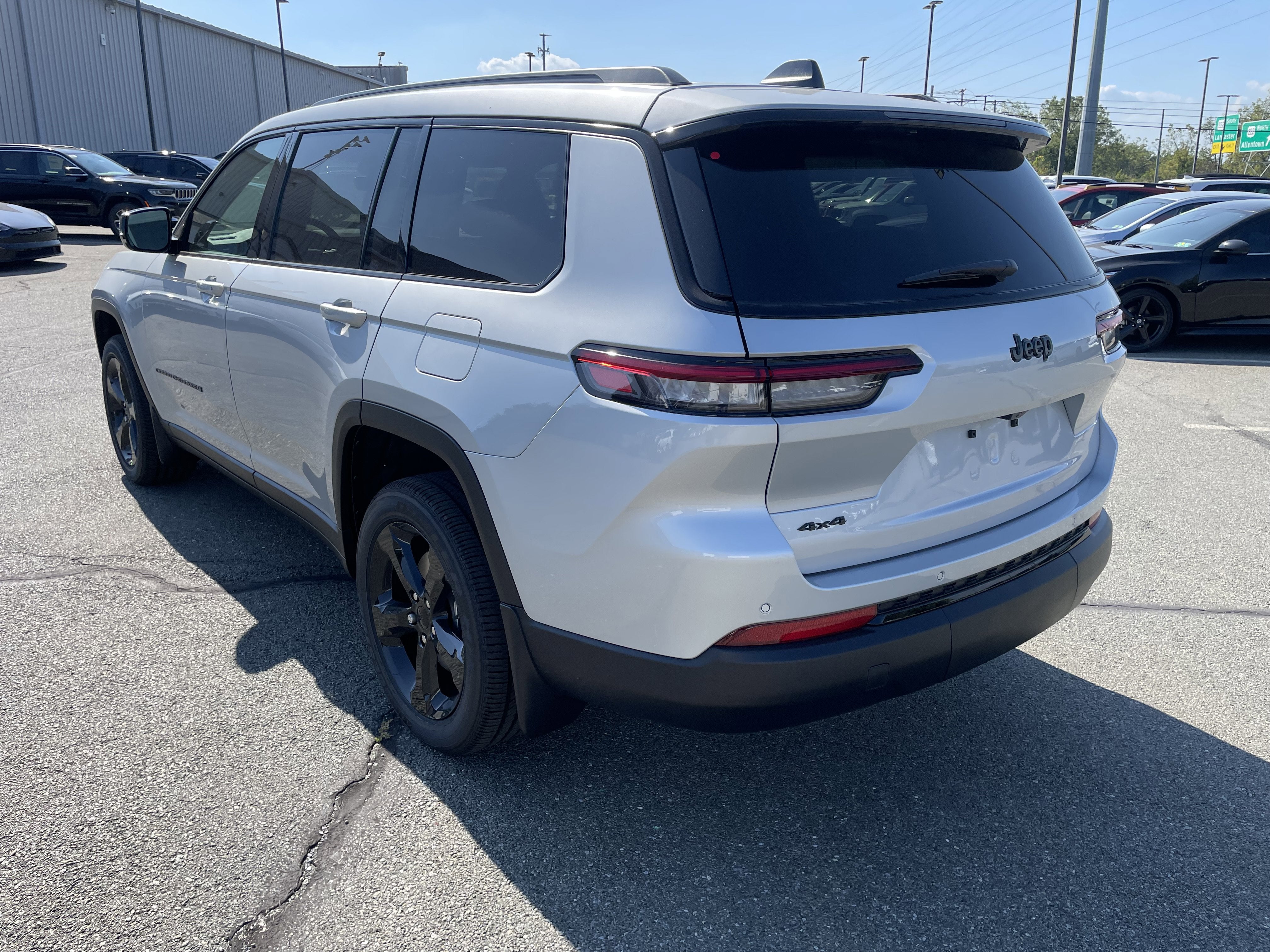 2025 Jeep Grand Cherokee GRAND CHEROKEE L ALTITUDE X 4X4