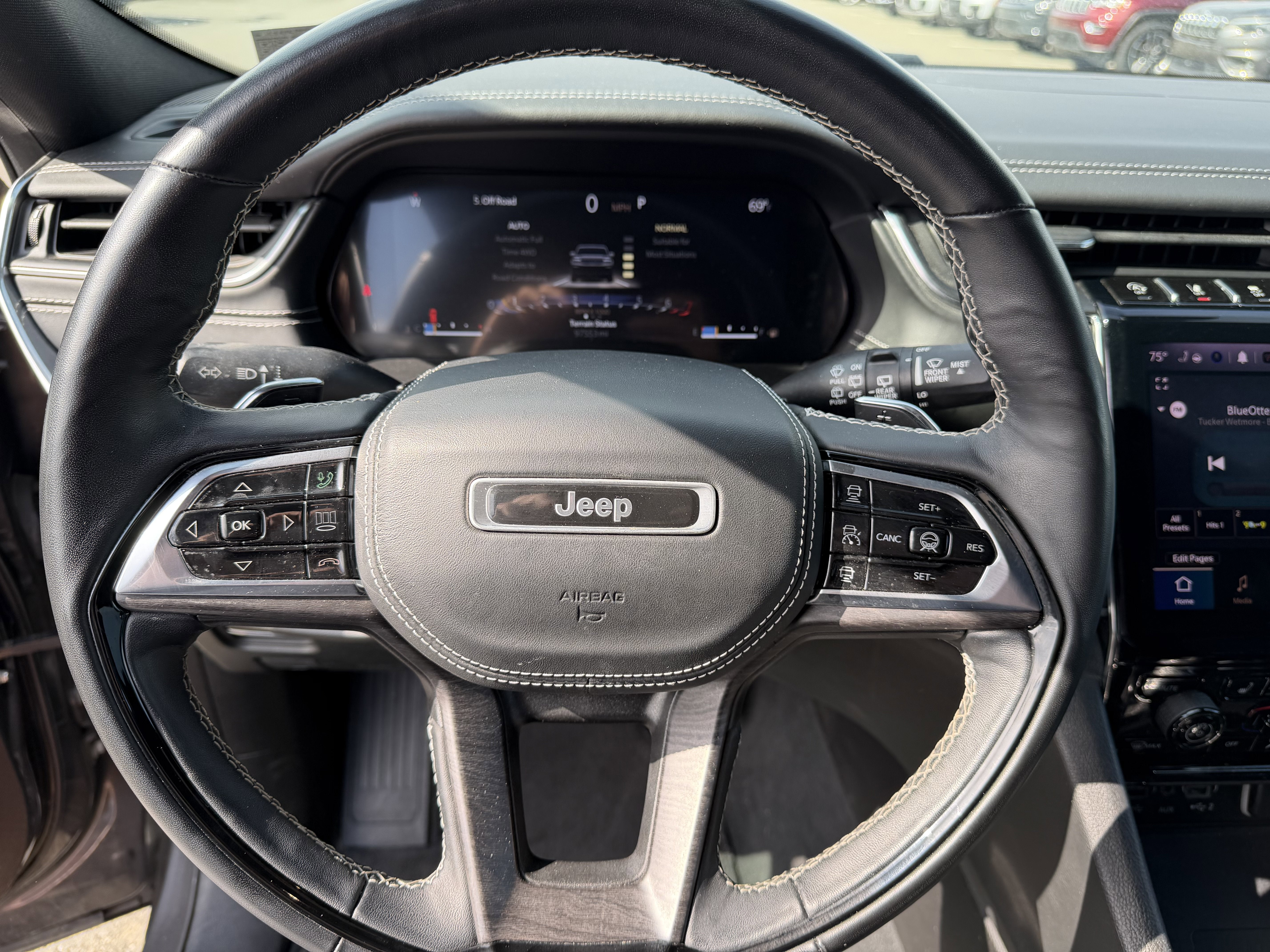 2023 Jeep Grand Cherokee L Overland 4x4