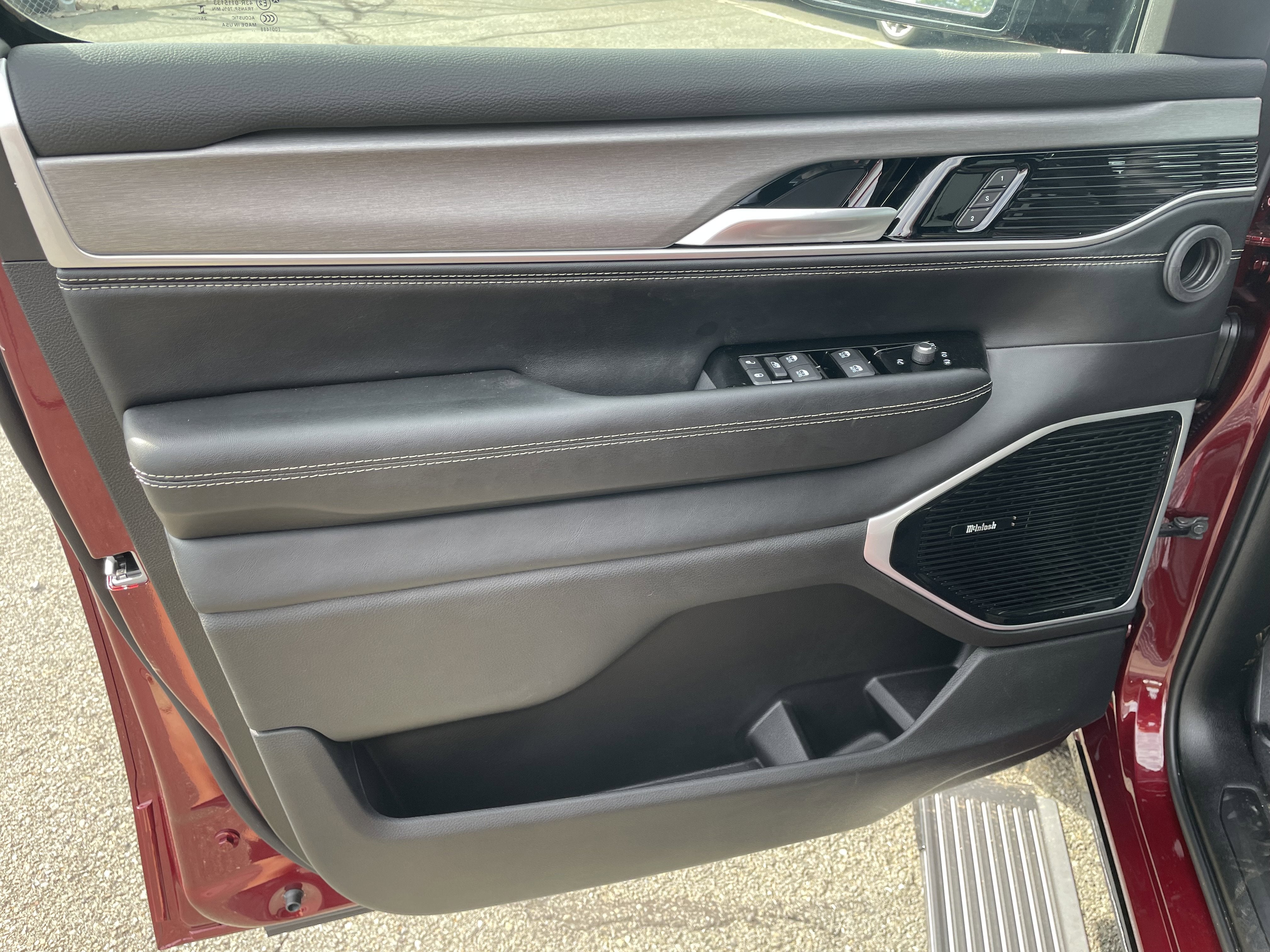 2025 Jeep Wagoneer WAGONEER L SUPER 4X4