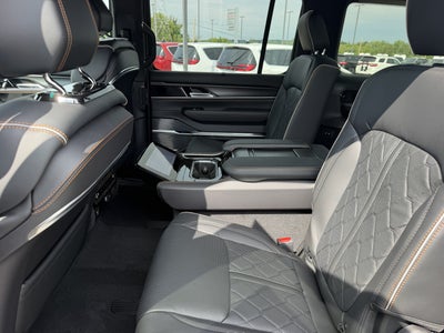 2026 Jeep Grand Wagoneer GRAND WAGONEER L SUMMIT RESERVE 4X4
