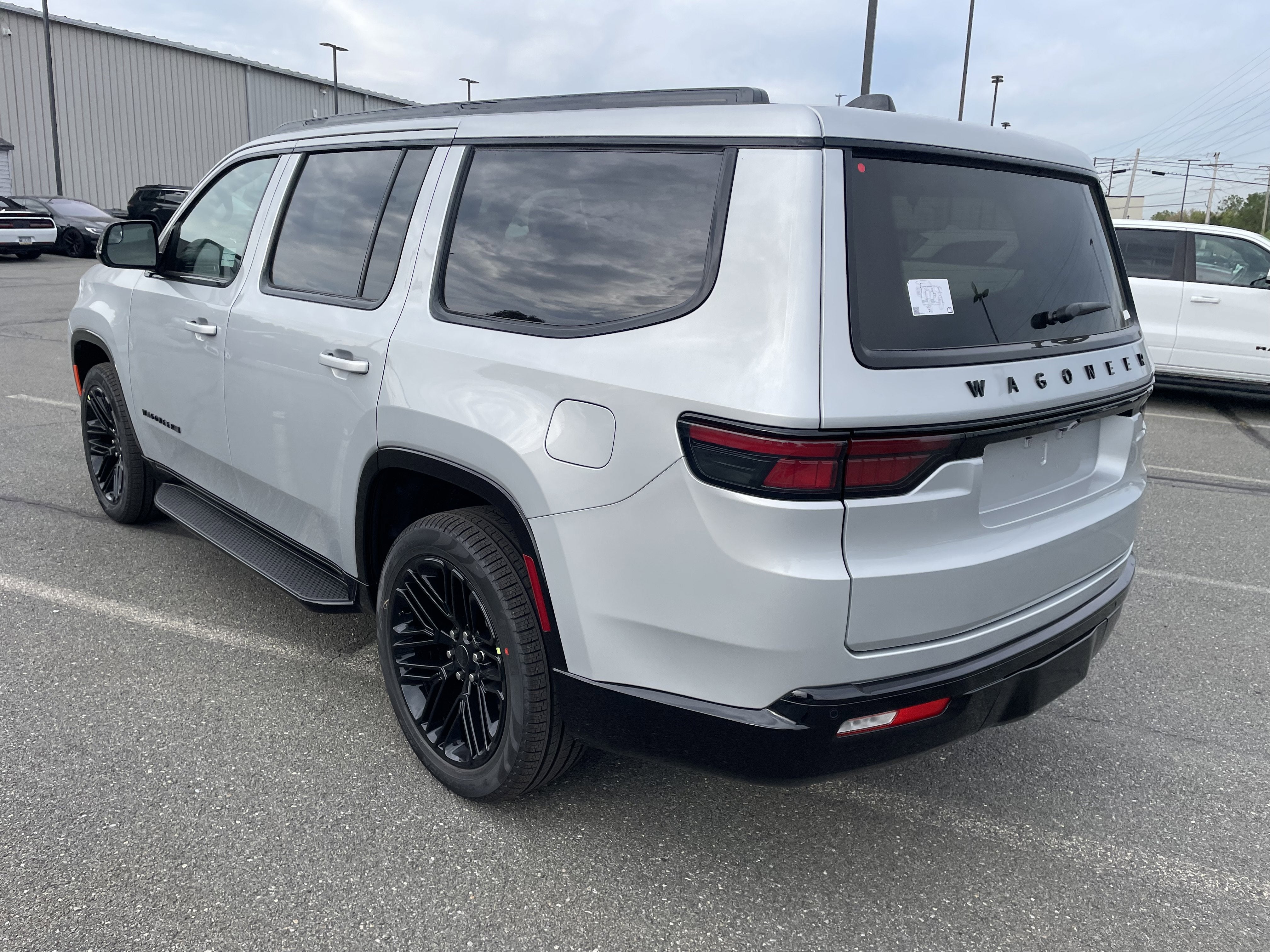 2025 Jeep Wagoneer WAGONEER CARBIDE 4X4