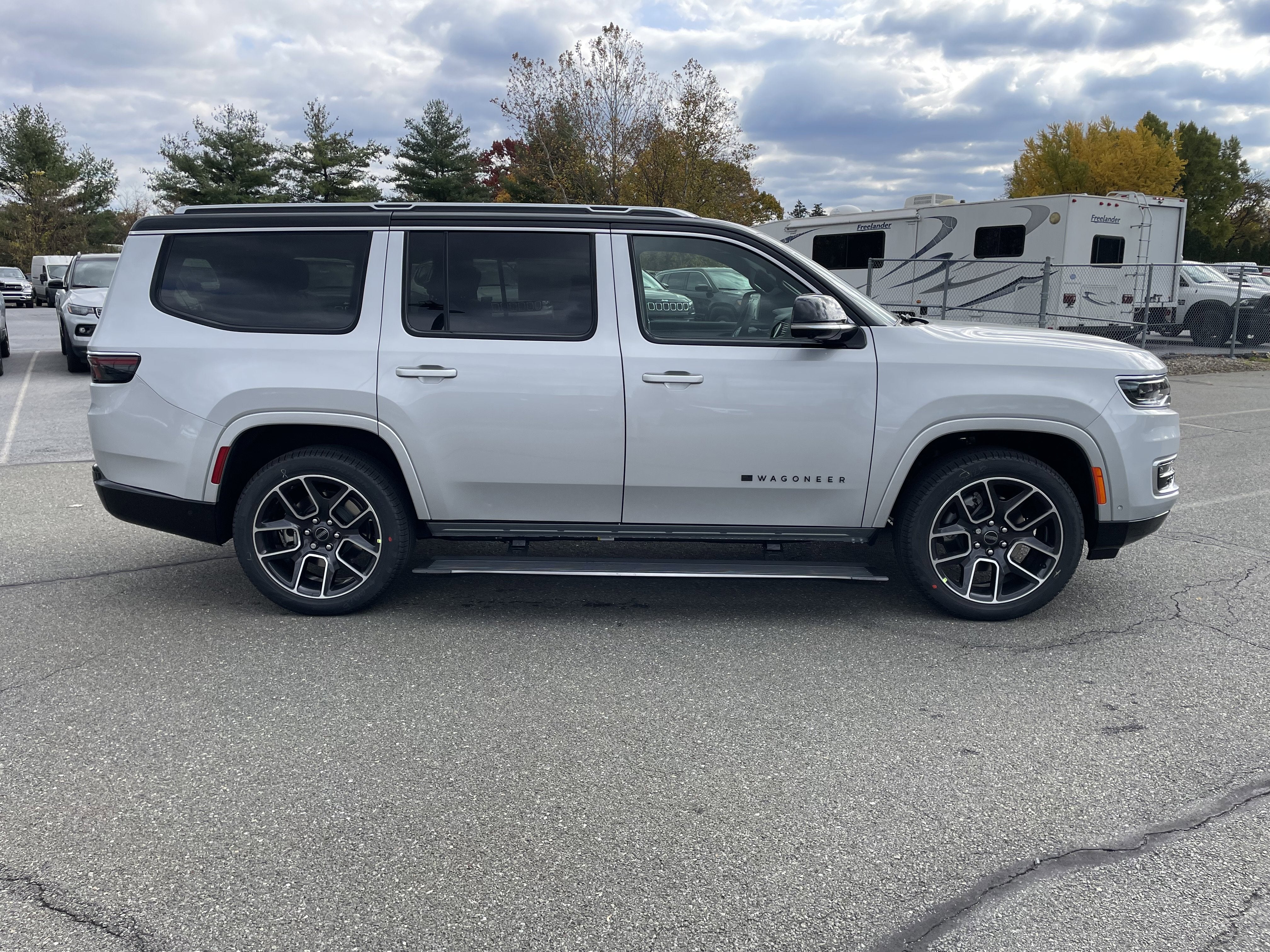 2025 Jeep Wagoneer WAGONEER SUPER 4X4