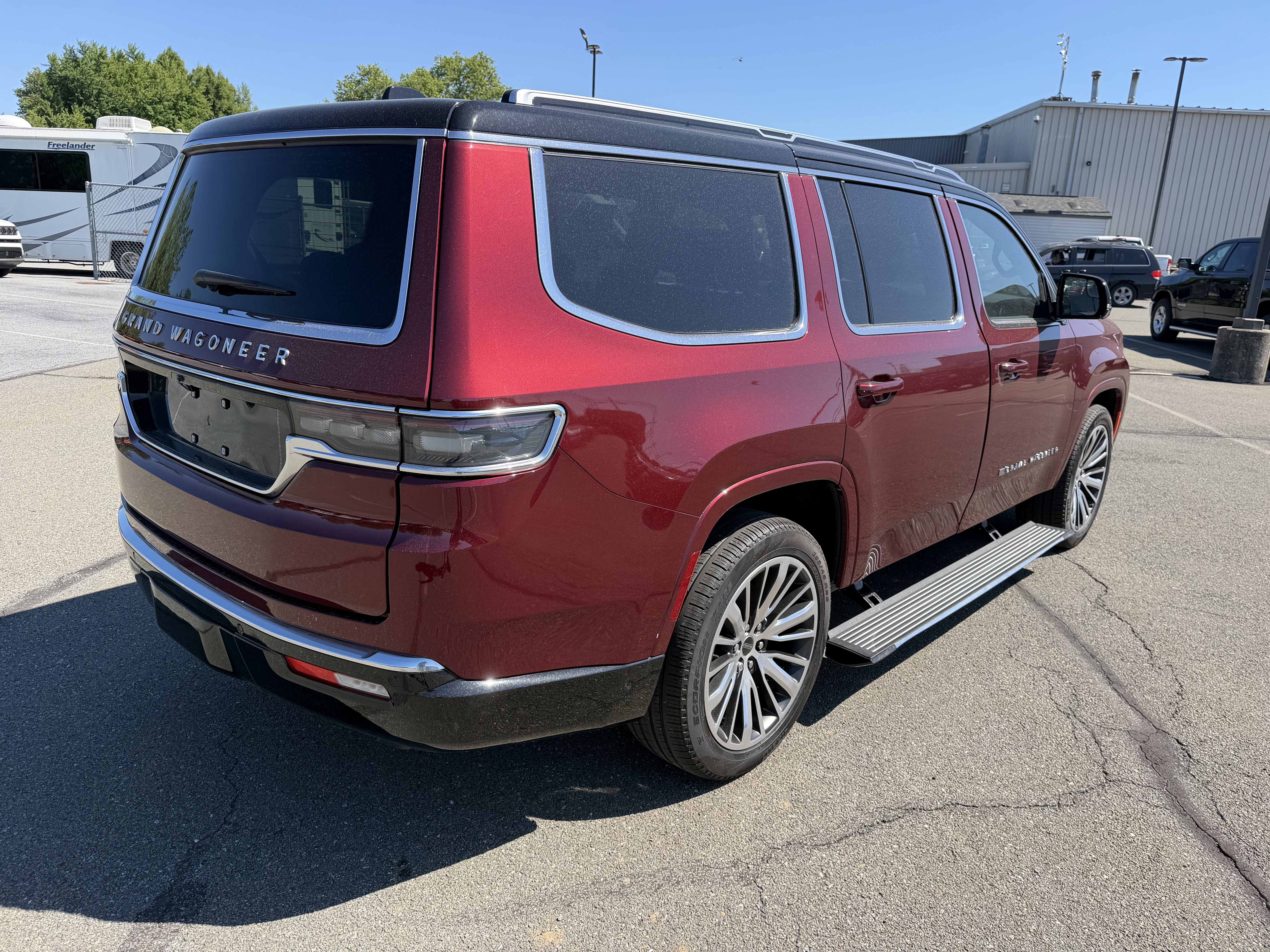 2025 Jeep Grand Wagoneer GRAND WAGONEER 4X4