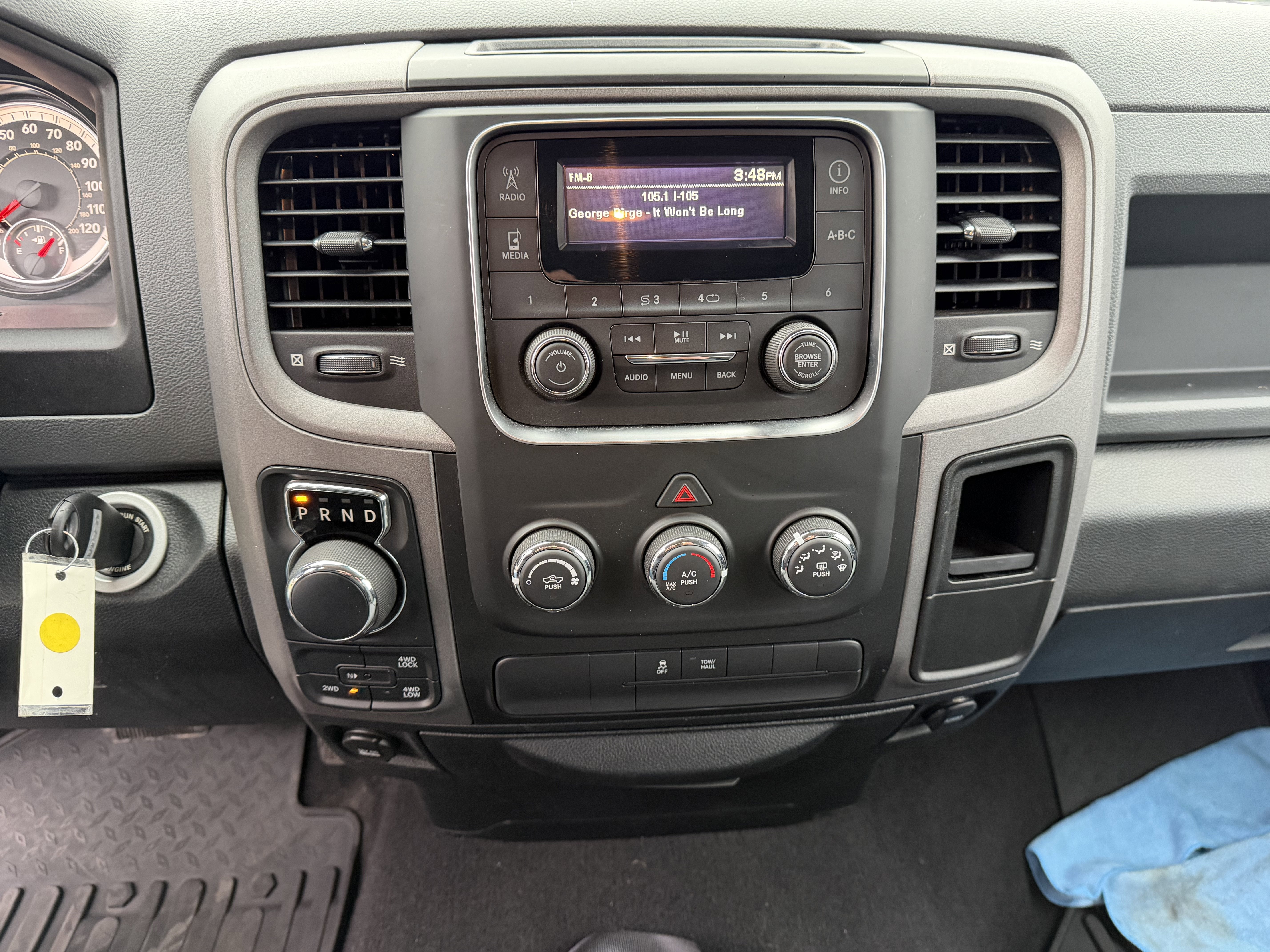 2018 RAM 1500 Express Quad Cab 4x4 6'4' Box