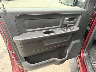 2018 RAM 1500 Express Quad Cab 4x4 6'4' Box