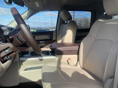 2017 RAM 1500 Laramie Crew Cab 4x4 5'7' Box