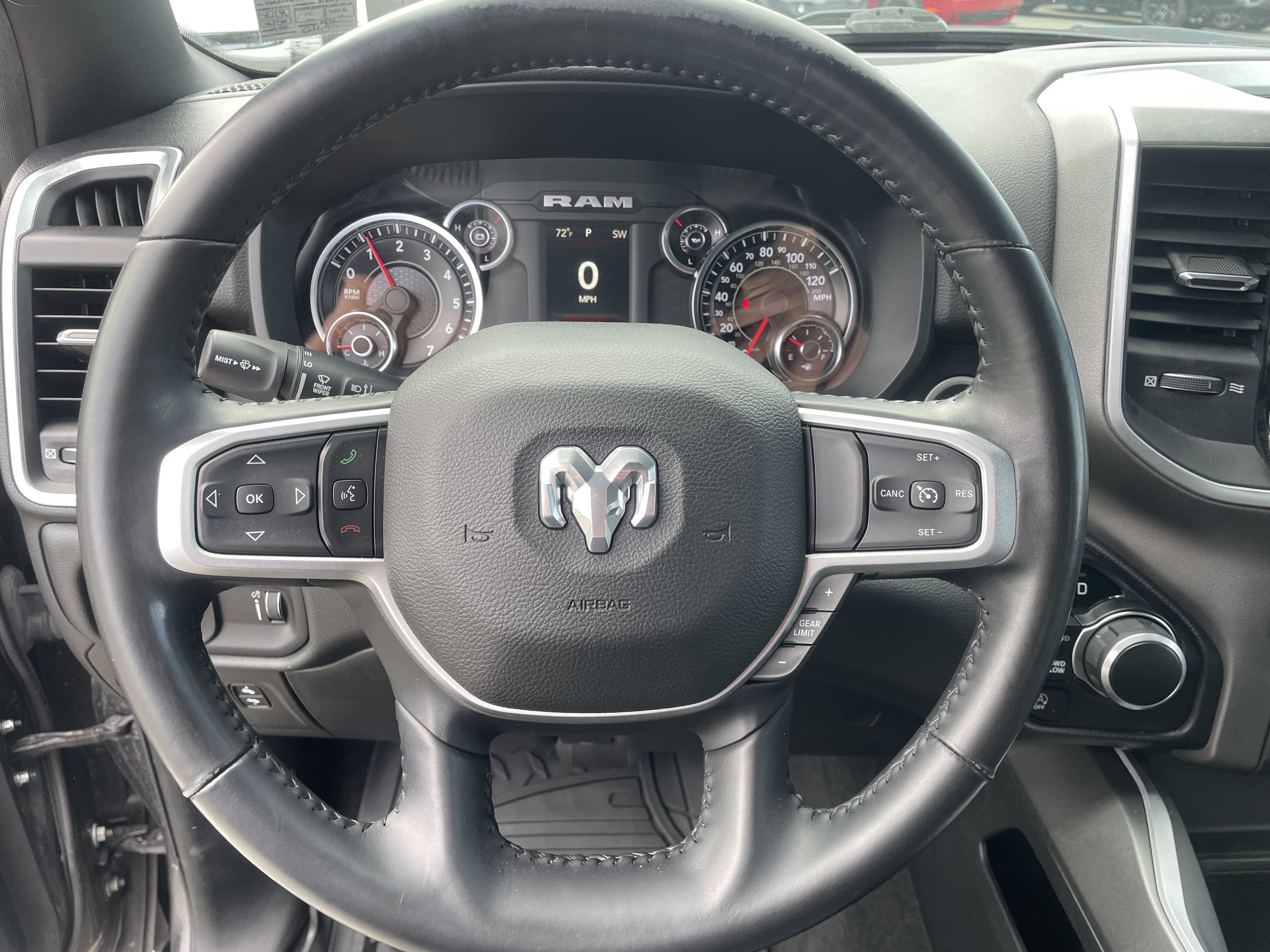 2021 RAM 1500 Big Horn Crew Cab 4x4 5'7' Box