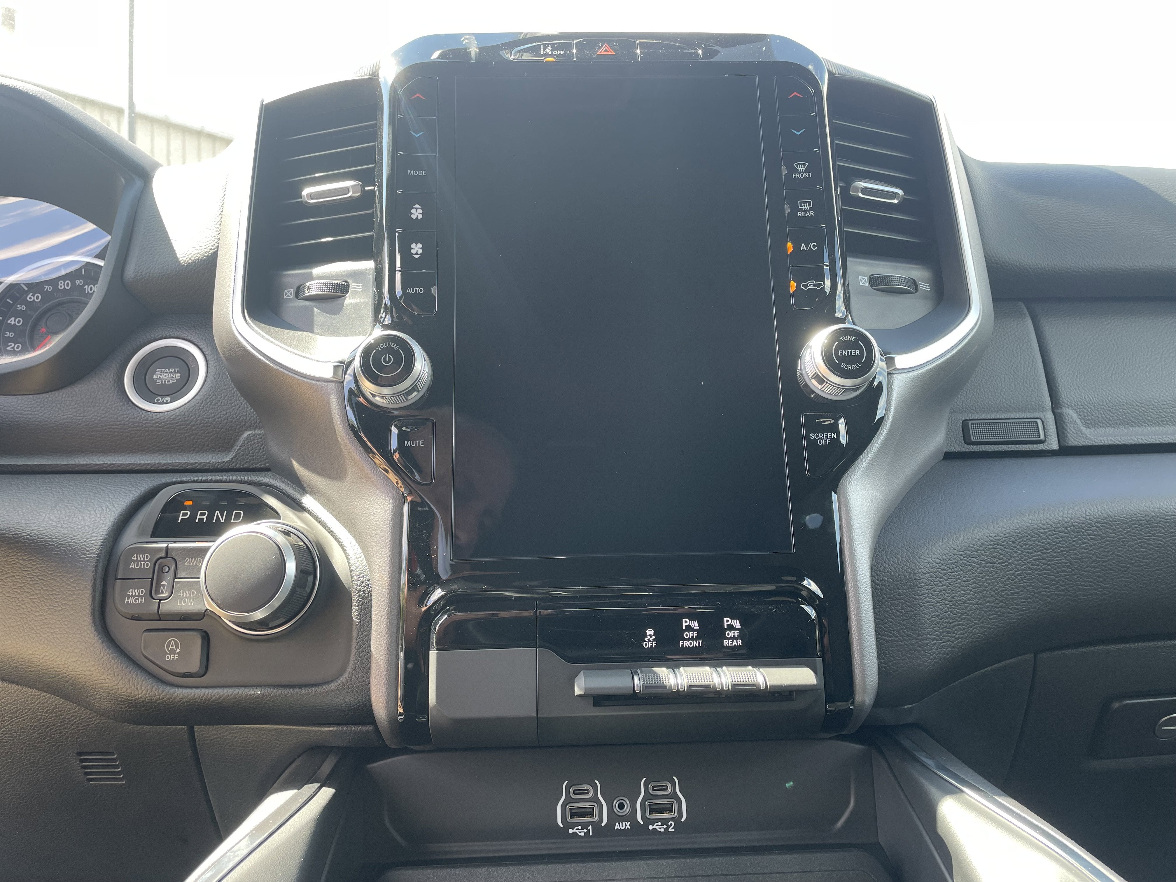 2025 RAM Ram 1500 RAM 1500 BIG HORN CREW CAB 4X4 5'7' BOX