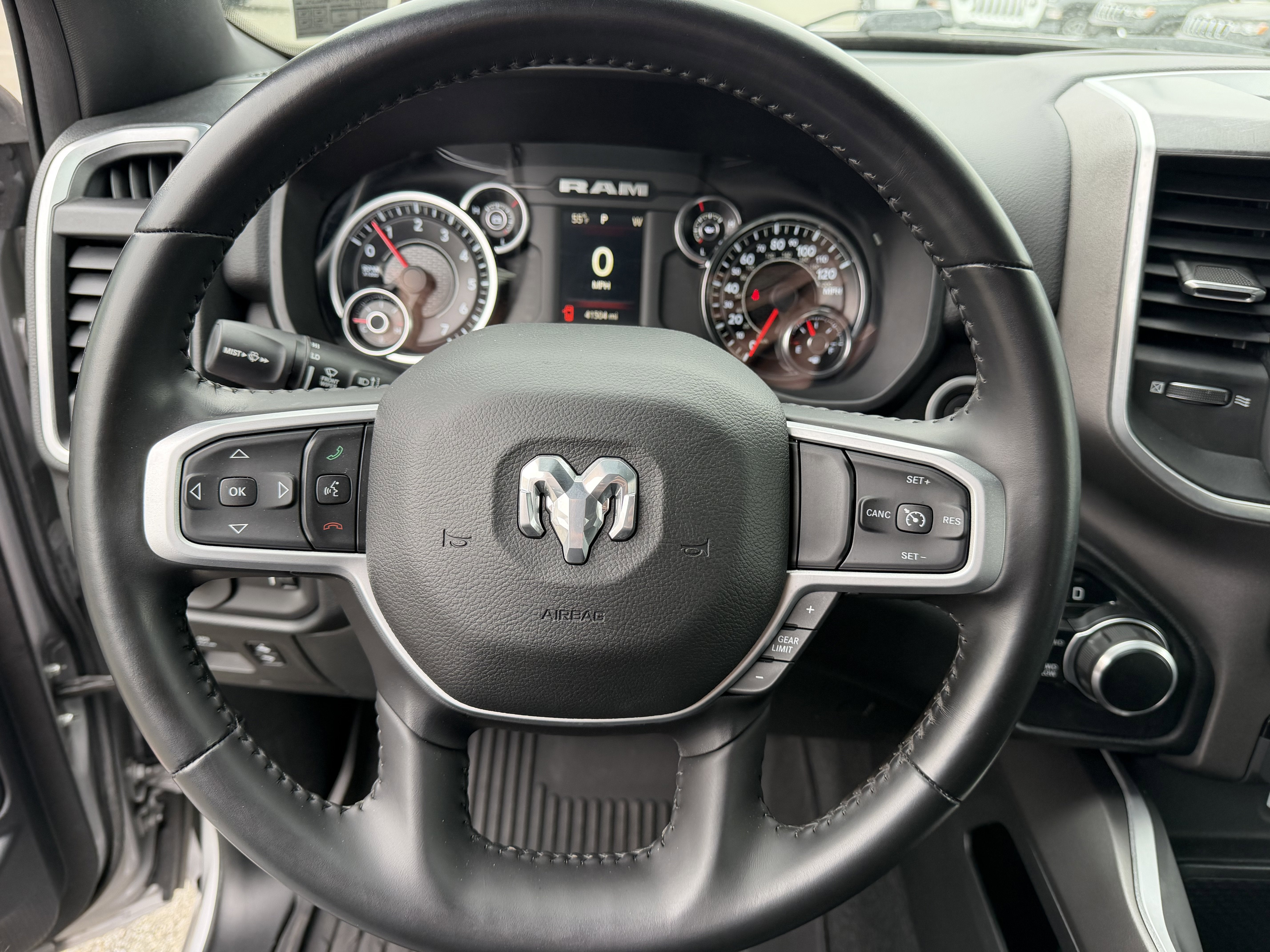 2021 RAM 1500 Big Horn Quad Cab 4x4 6'4' Box