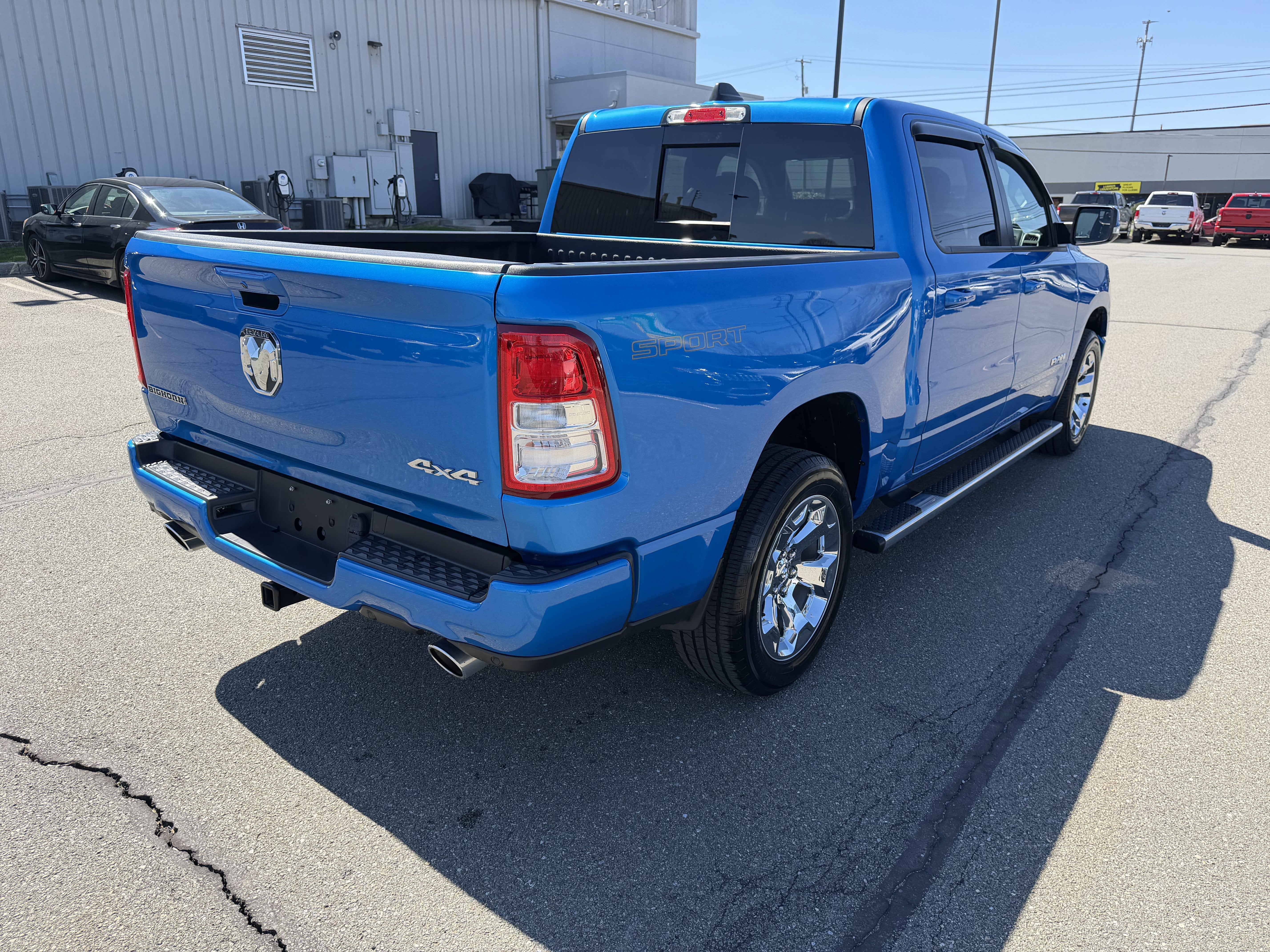 2022 RAM 1500 Big Horn Crew Cab 4x4 5'7' Box