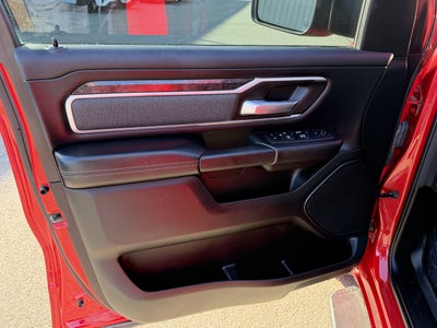 2021 RAM 1500 Big Horn Crew Cab 4x4 5'7' Box