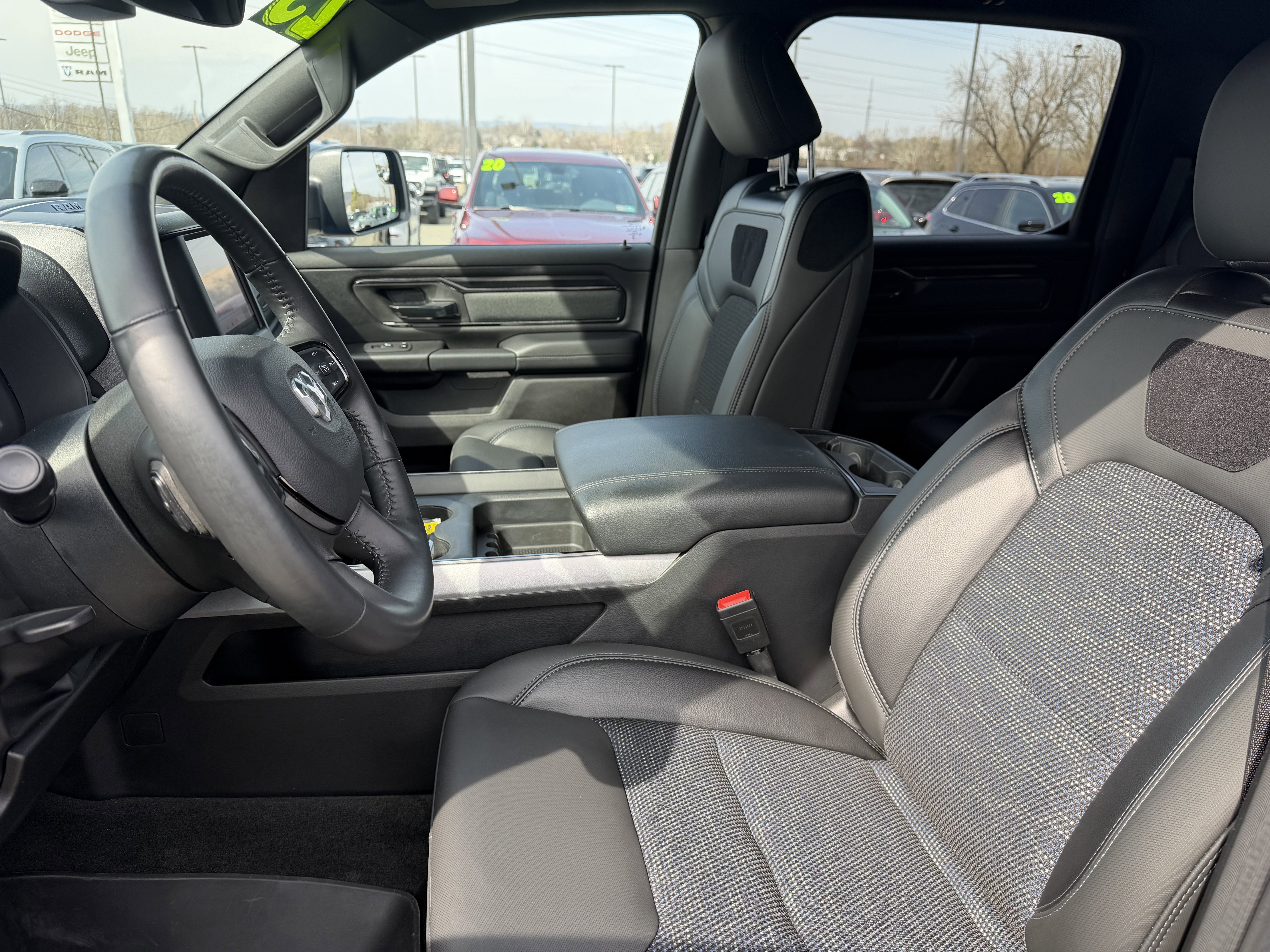 2023 RAM 1500 Big Horn Crew Cab 4x4 5'7' Box