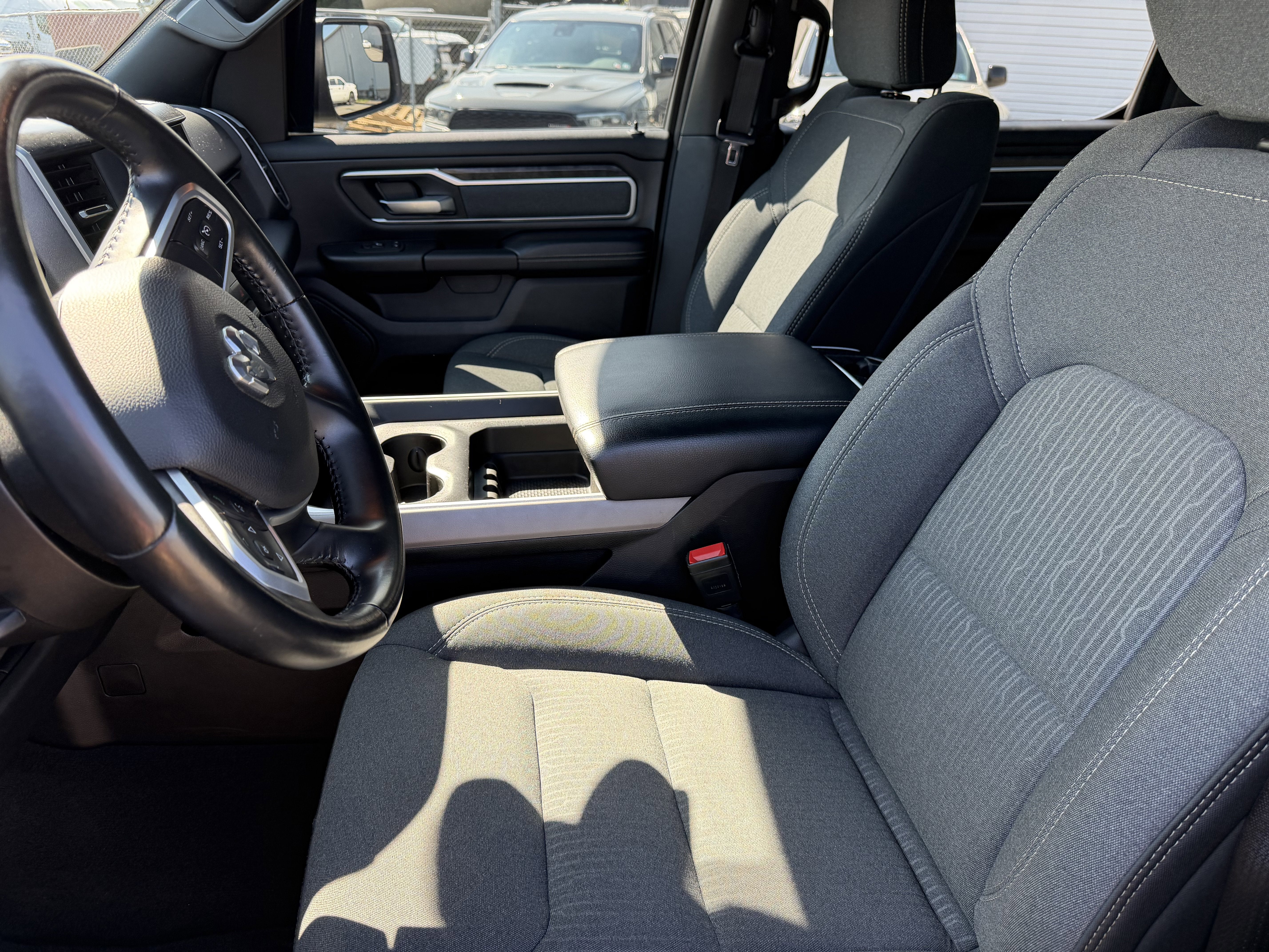 2021 RAM 1500 Big Horn Crew Cab 4x4 5'7' Box