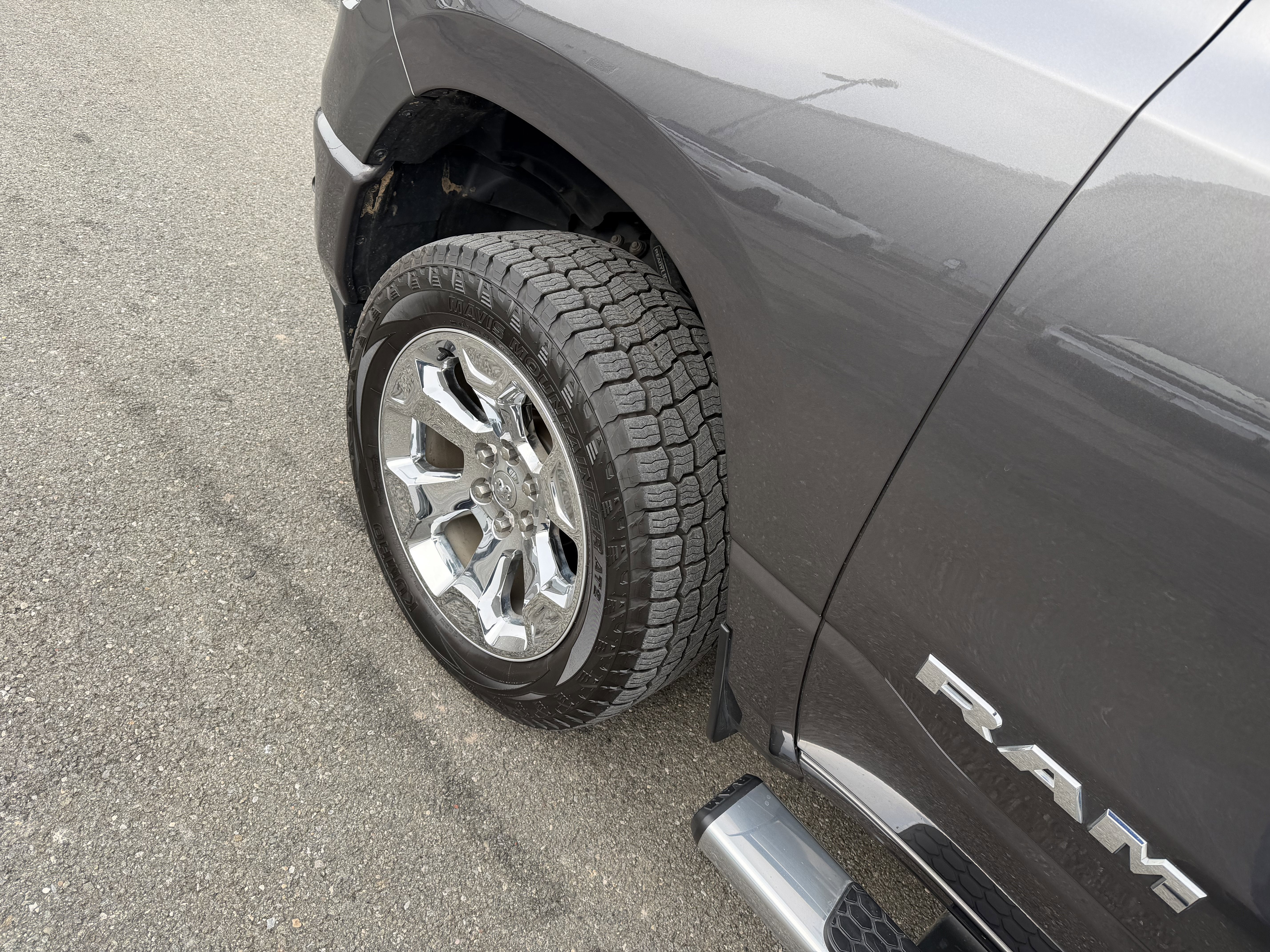 2022 RAM 1500 Big Horn Crew Cab 4x4 5'7' Box