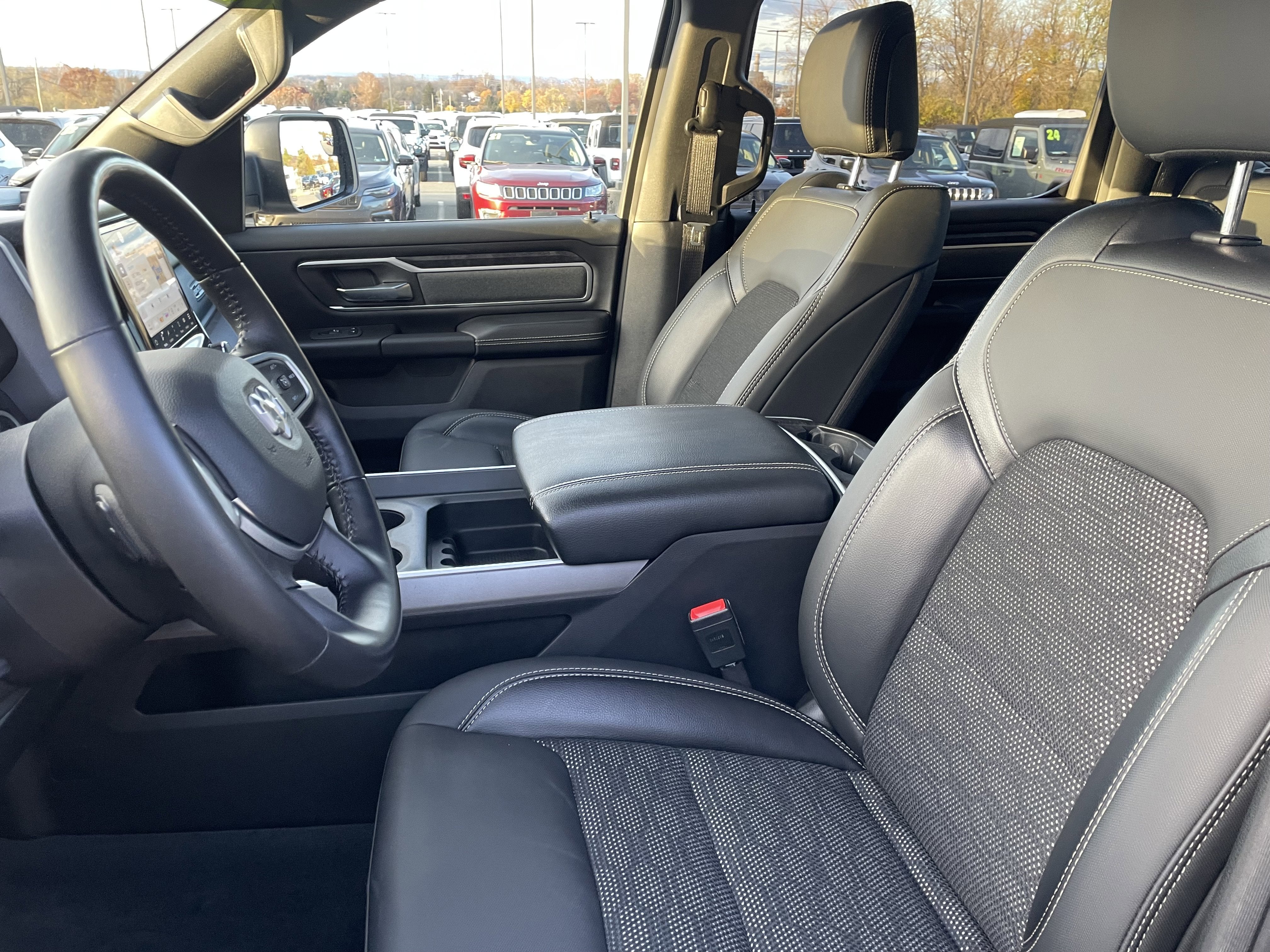 2022 RAM 1500 Big Horn Crew Cab 4x4 5'7' Box