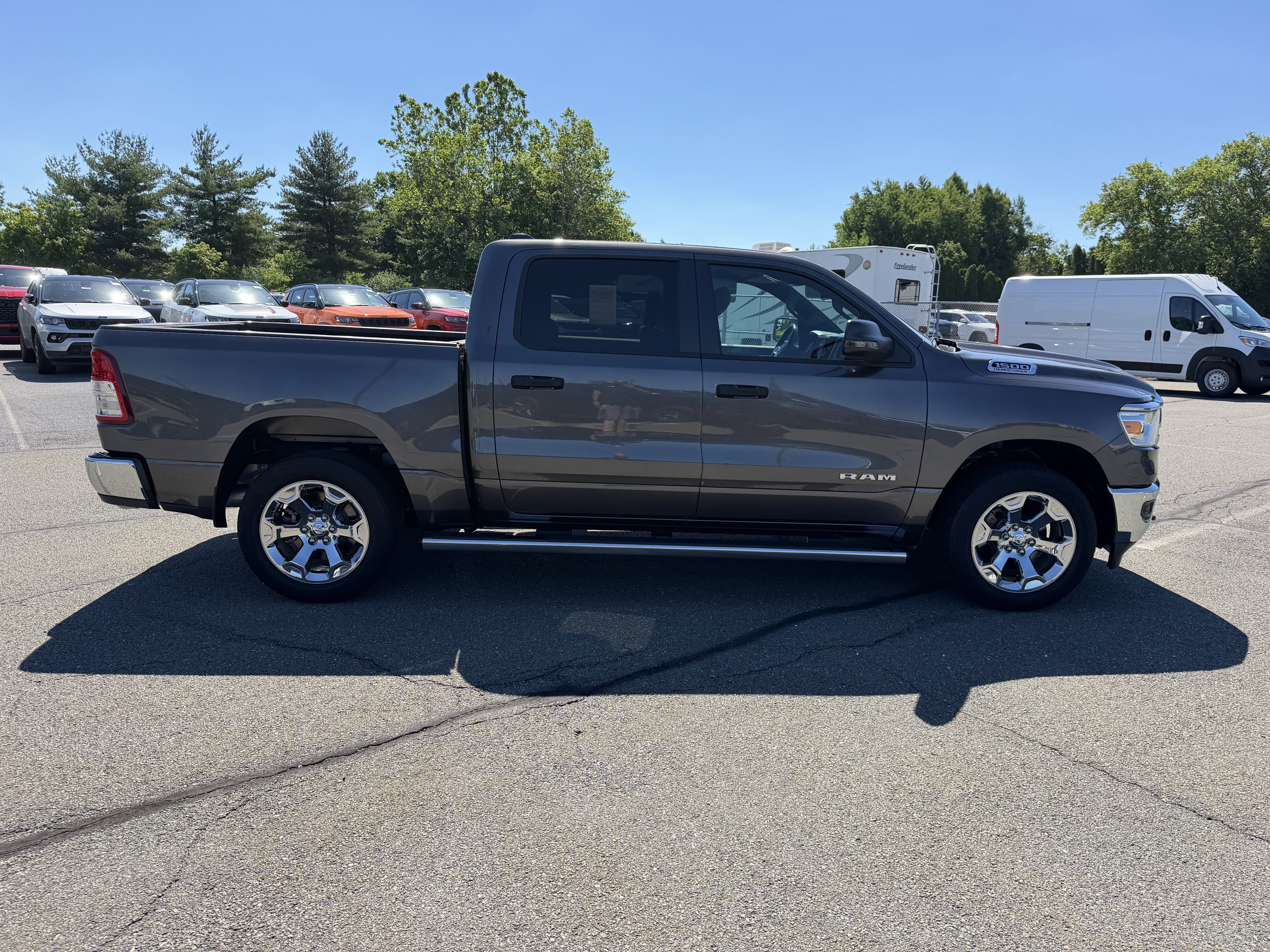 2023 RAM 1500 Big Horn Crew Cab 4x4 5'7' Box