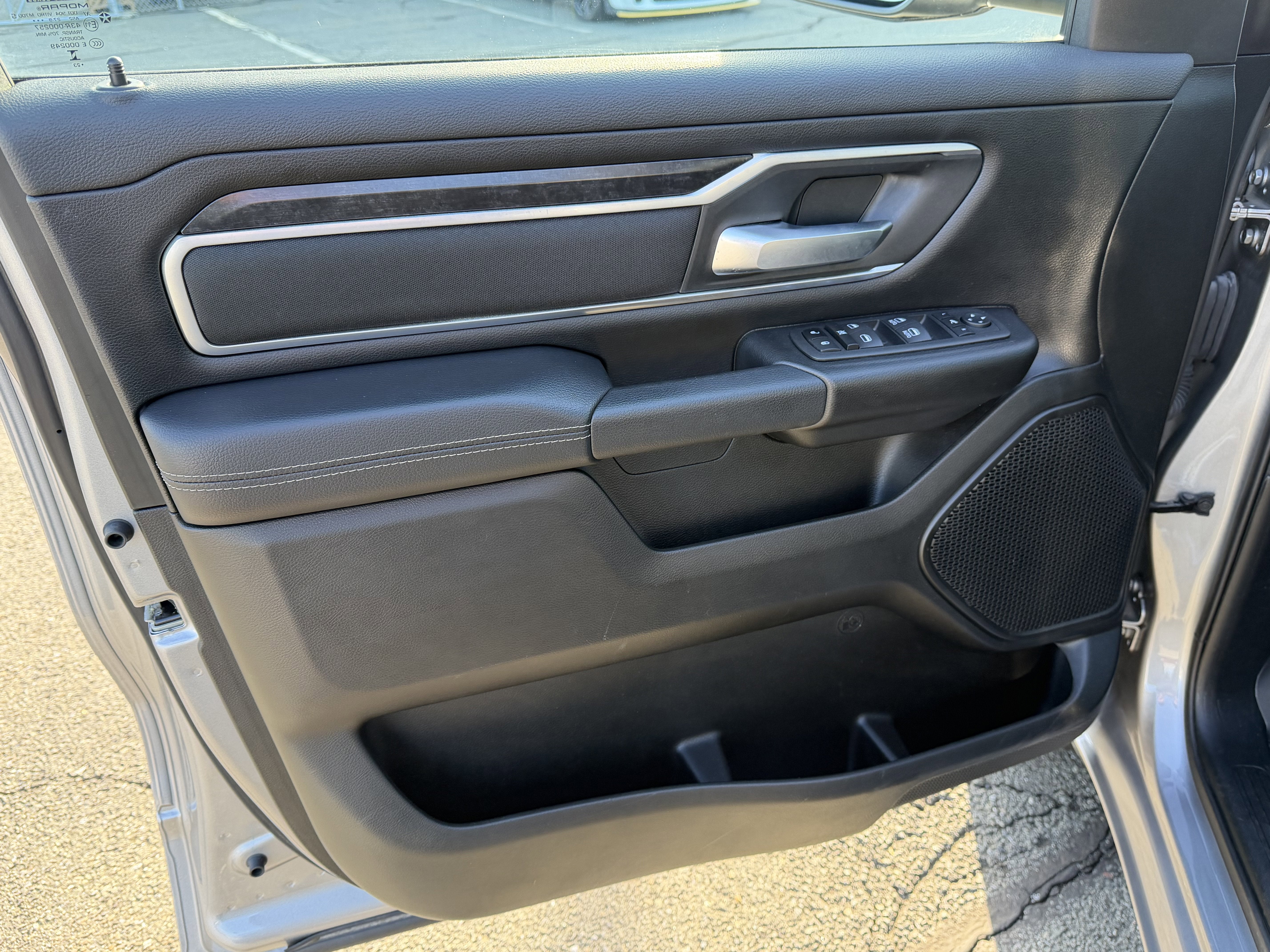 2023 RAM 1500 Big Horn Crew Cab 4x4 5'7' Box