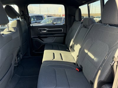 2023 RAM 1500 Big Horn Crew Cab 4x4 5'7' Box
