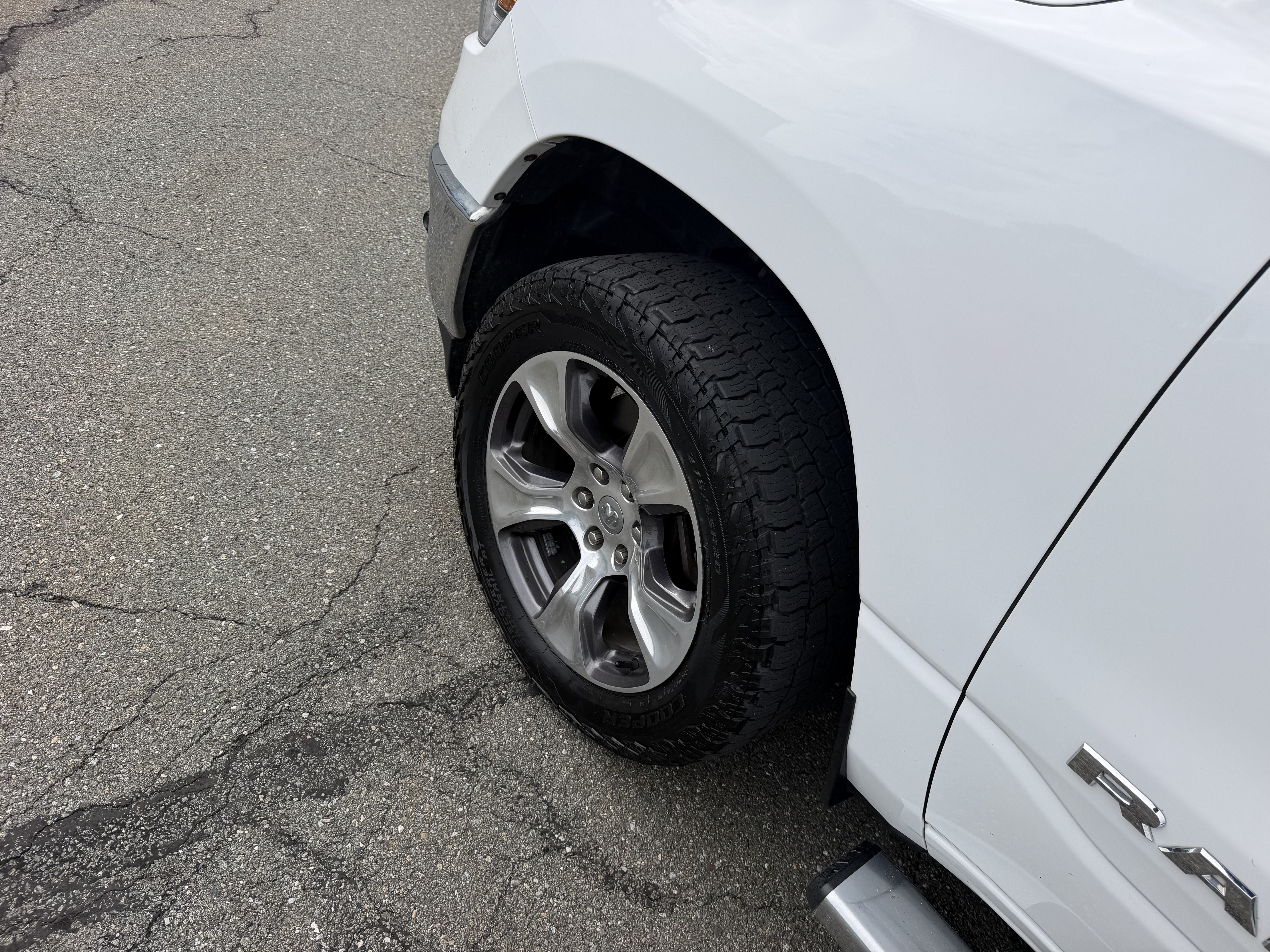 2024 RAM 1500 Laramie Crew Cab 4x4 5'7' Box