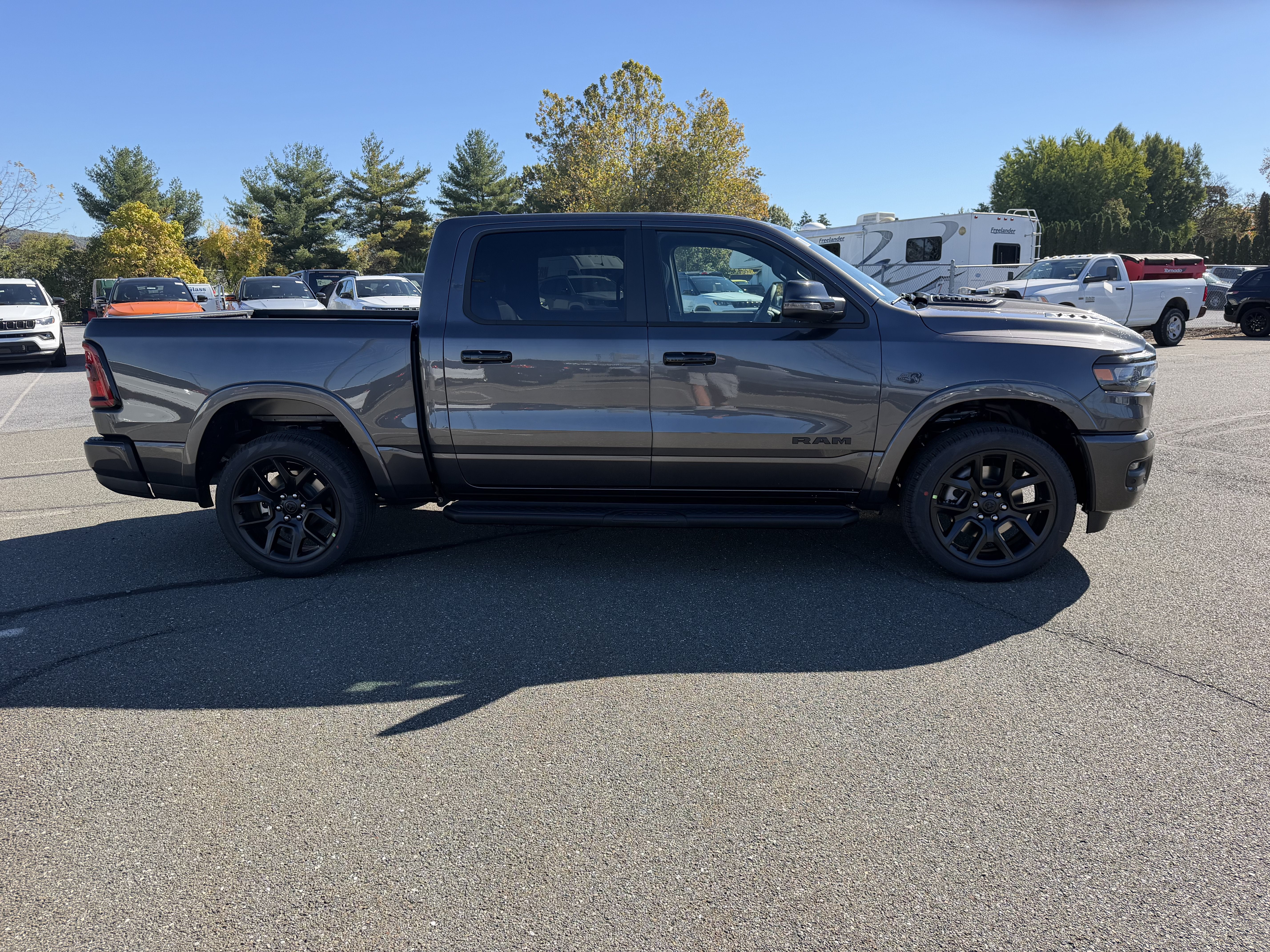 2027 RAM Ram 1500 RAM 1500 LARAMIE CREW CAB 4X4 5'7' BOX