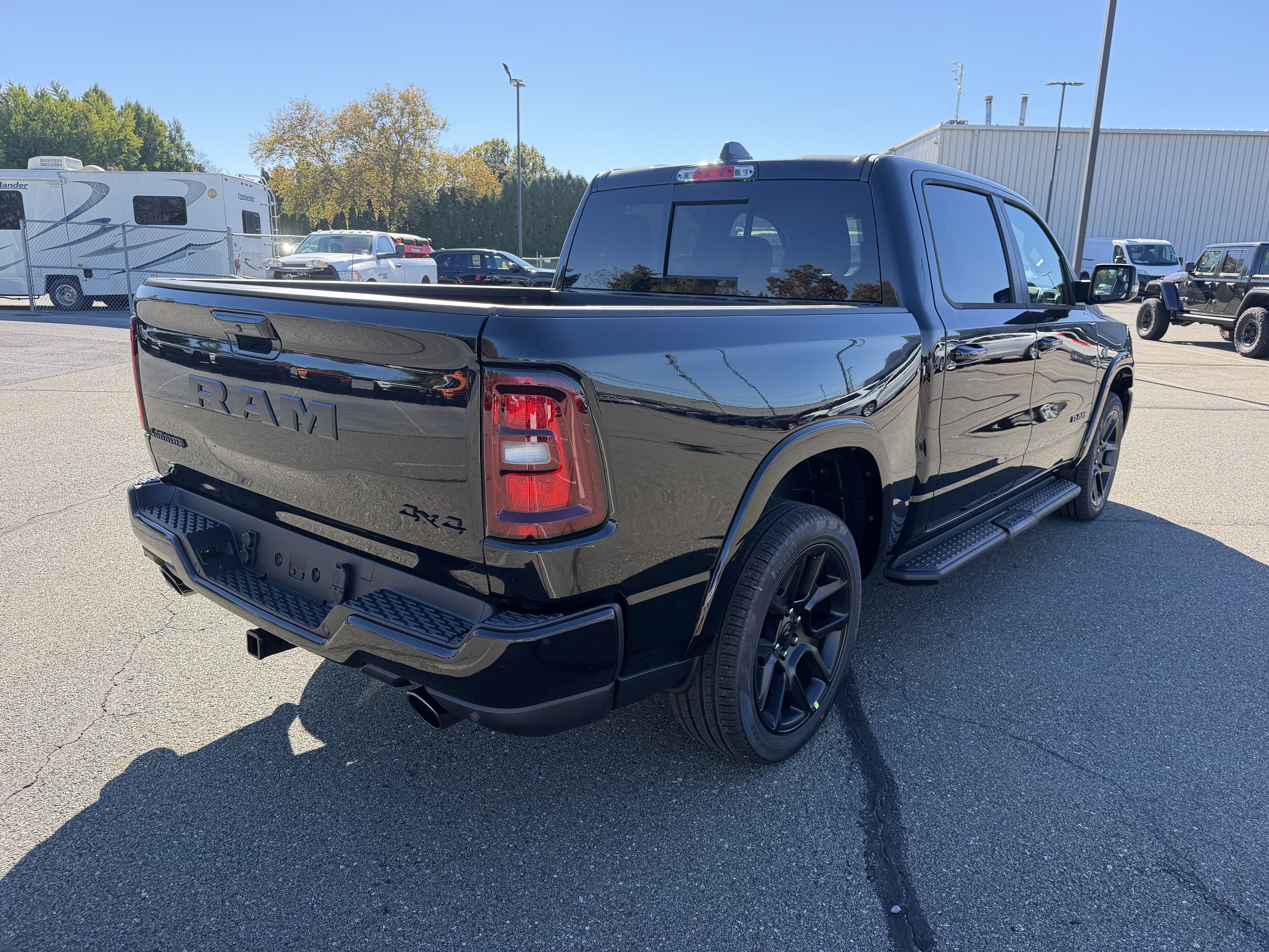 2027 RAM Ram 1500 RAM 1500 LARAMIE CREW CAB 4X4 5'7' BOX