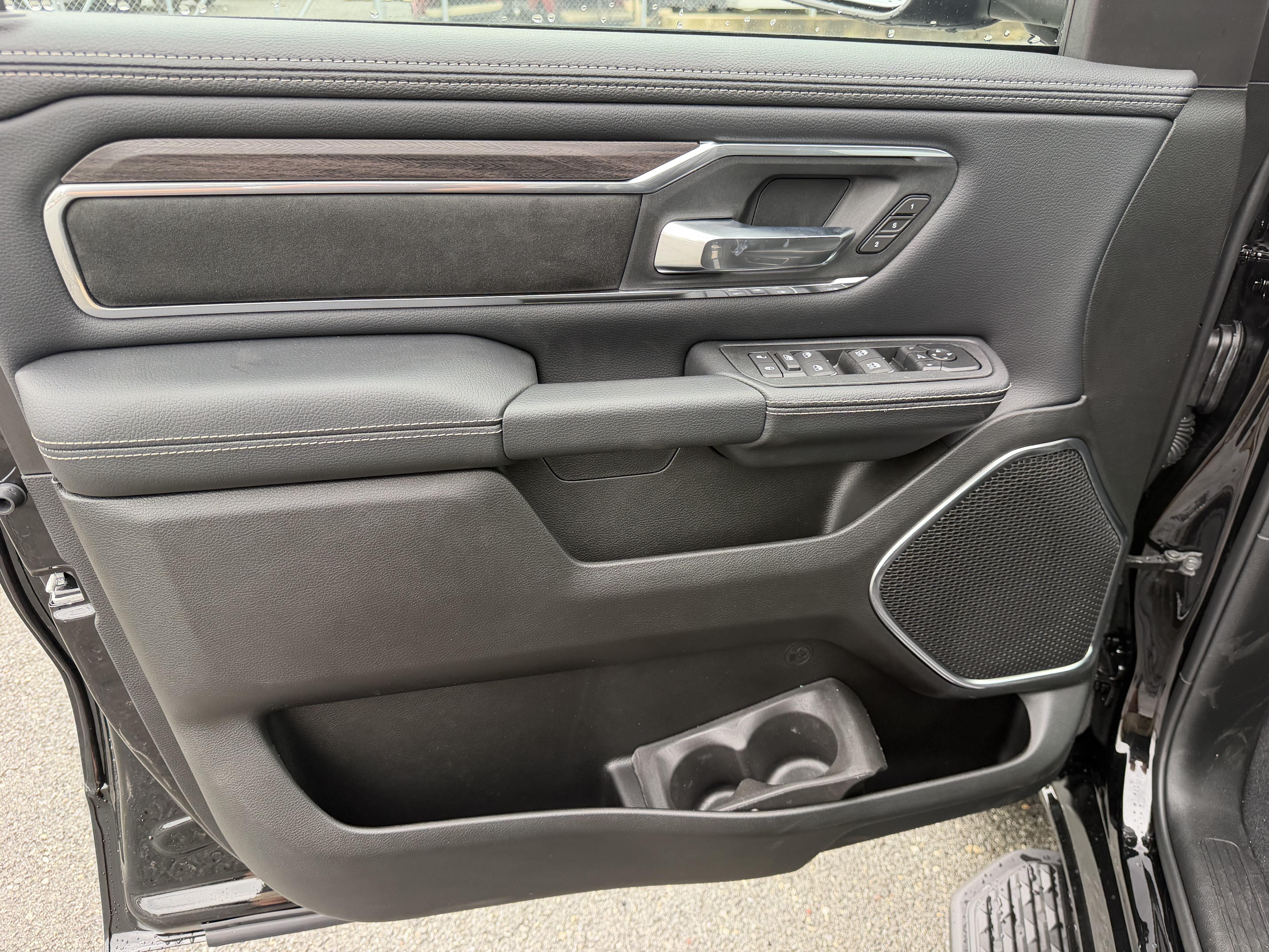 2027 RAM Ram 1500 RAM 1500 LARAMIE CREW CAB 4X4 5'7' BOX