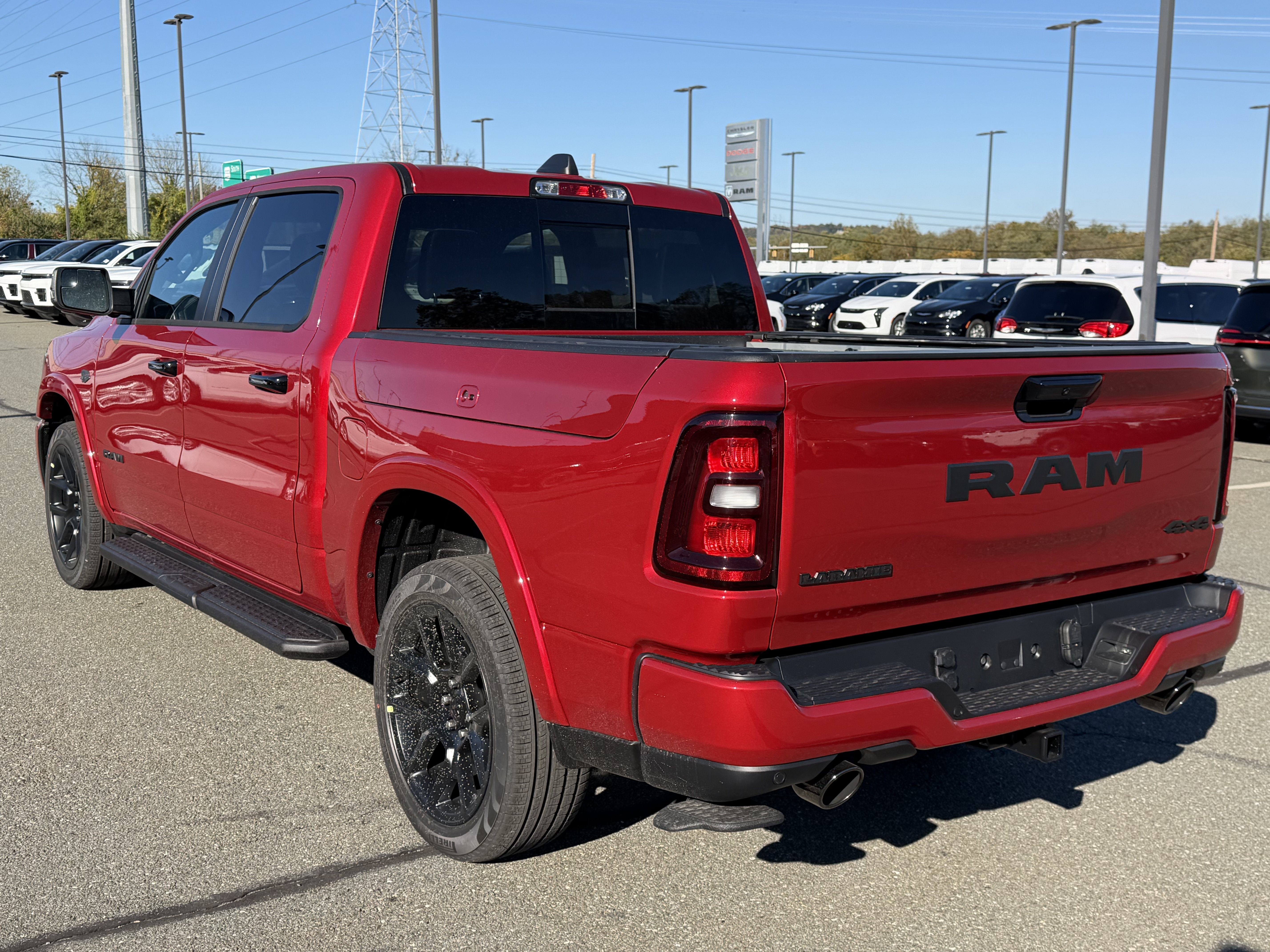2027 RAM Ram 1500 RAM 1500 LARAMIE CREW CAB 4X4 5'7' BOX