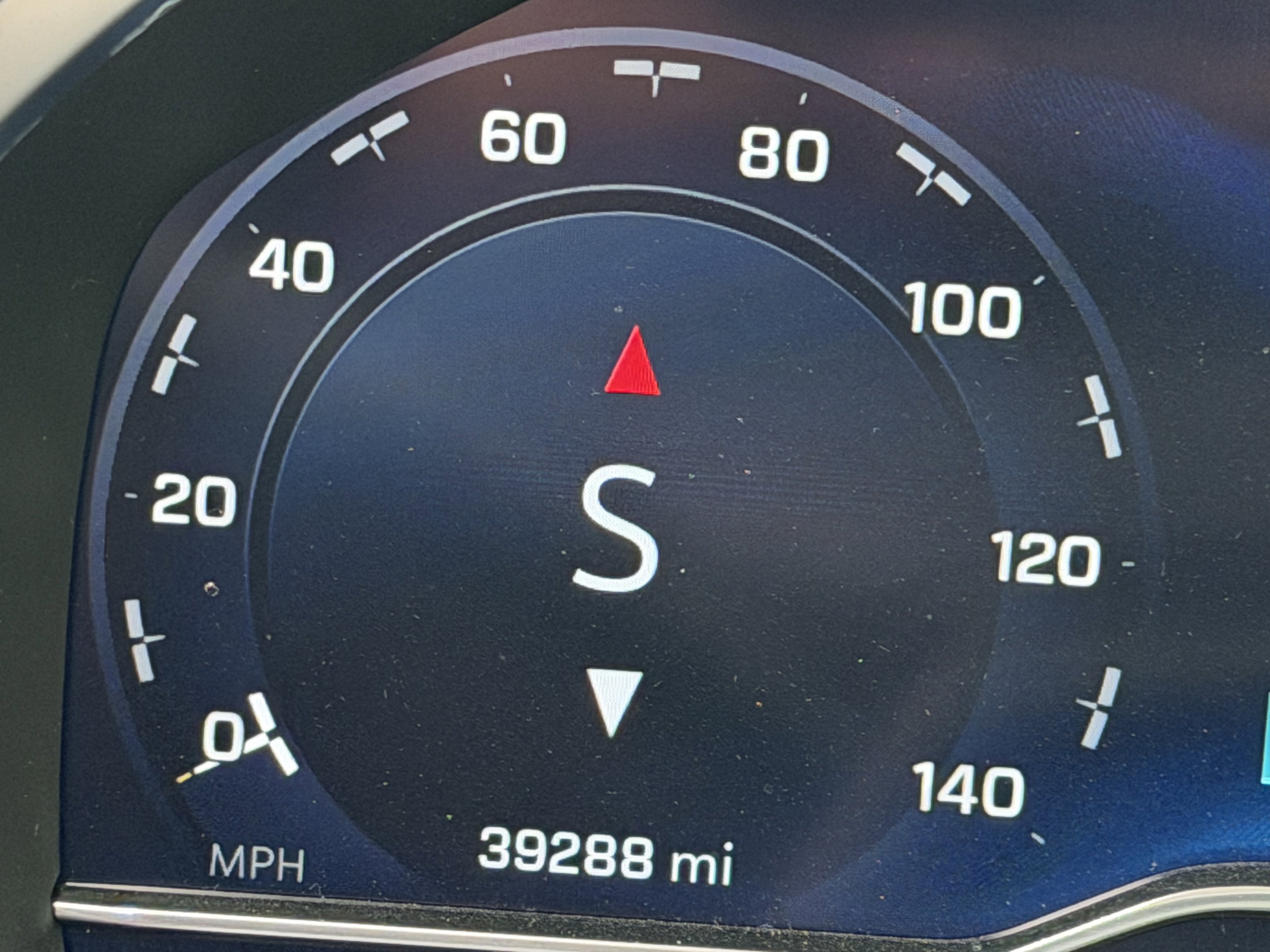 2023 Chevrolet Suburban 4WD RST