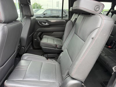2023 Chevrolet Suburban 4WD RST