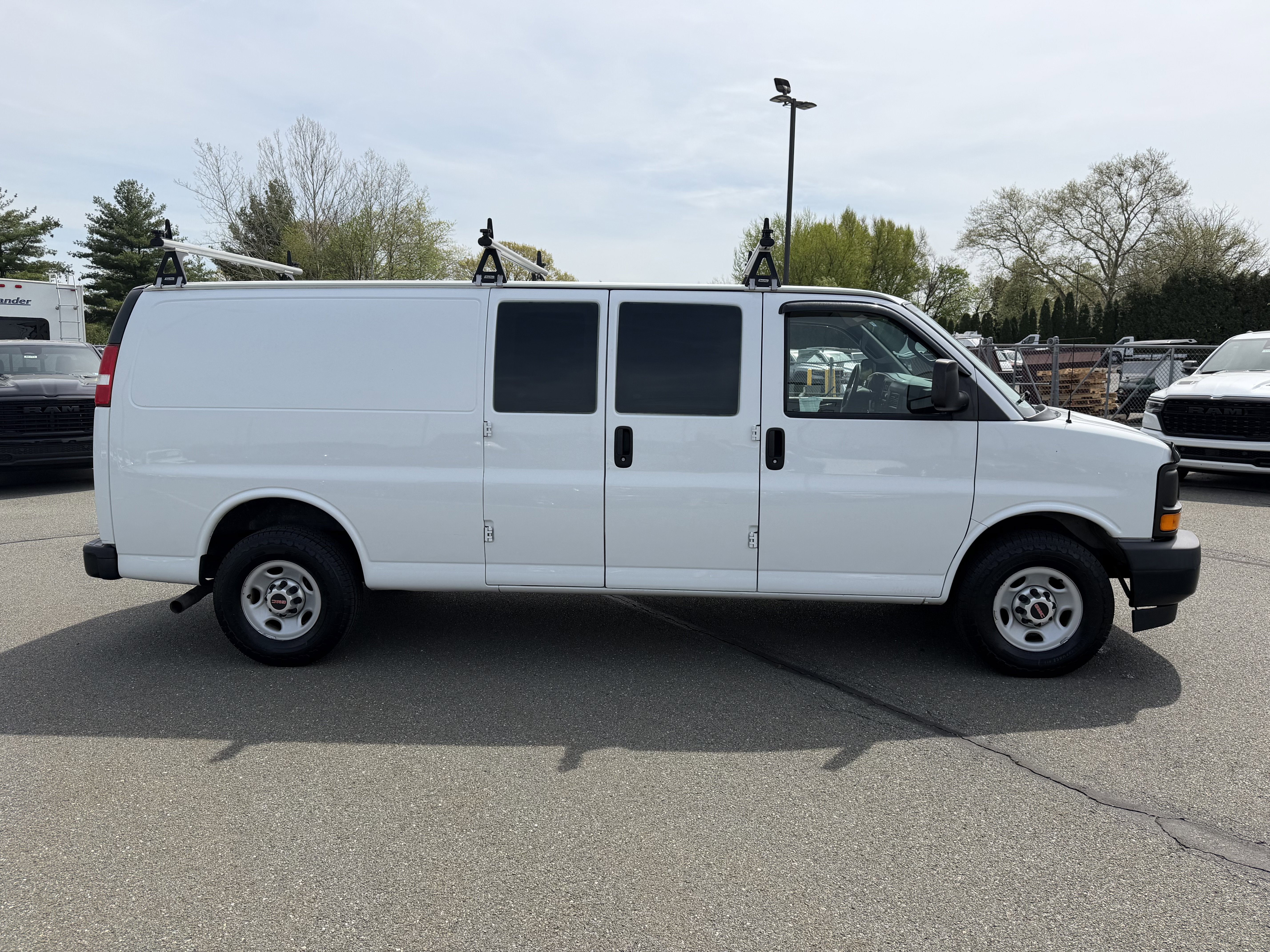 2017 GMC Savana 3500 Work Van
