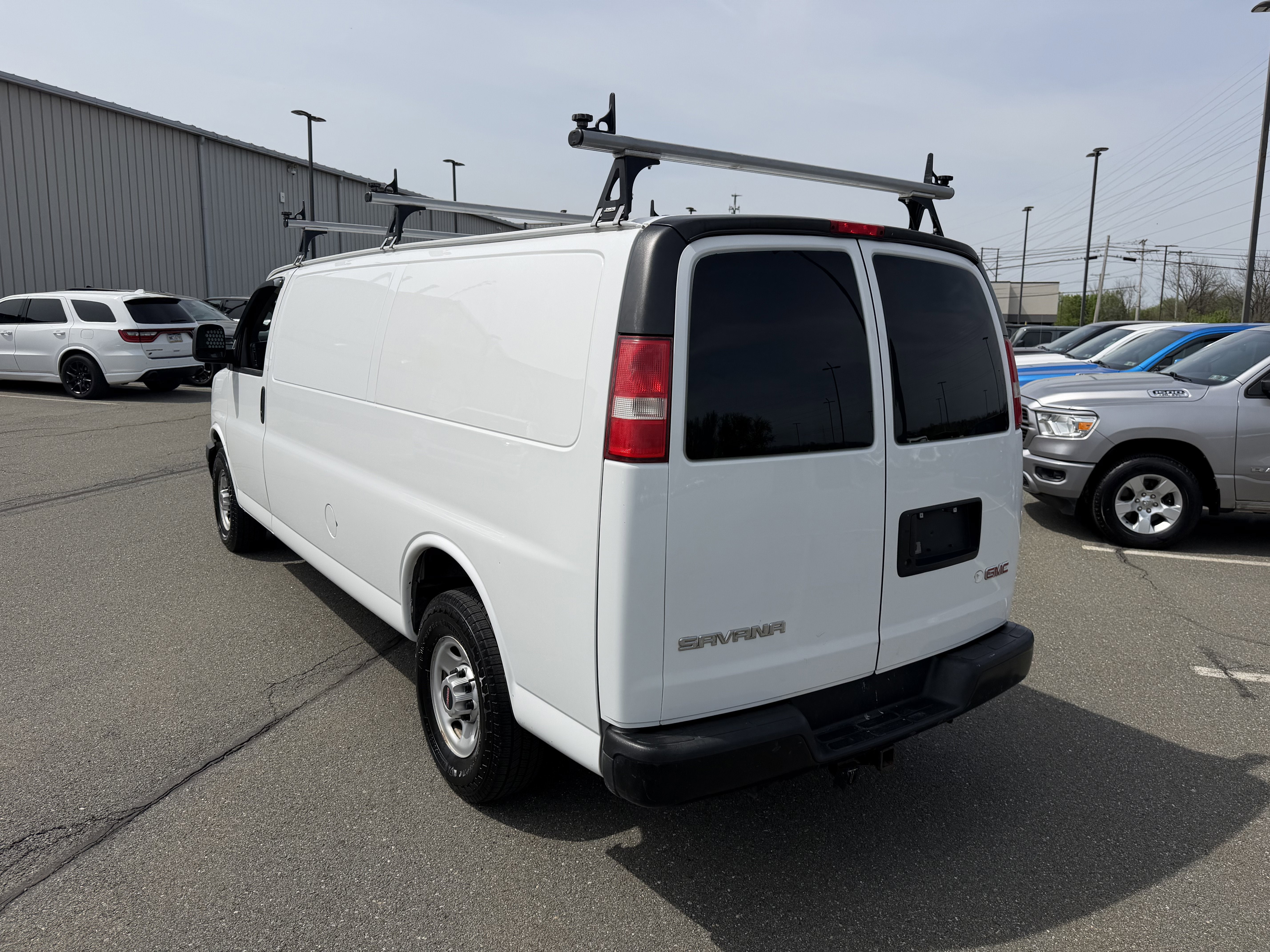 2017 GMC Savana 3500 Work Van