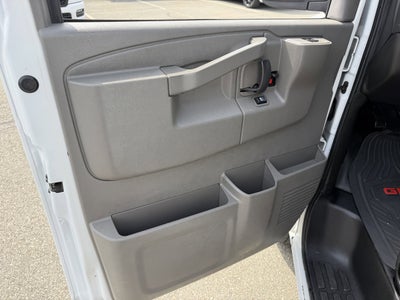 2017 GMC Savana 3500 Work Van